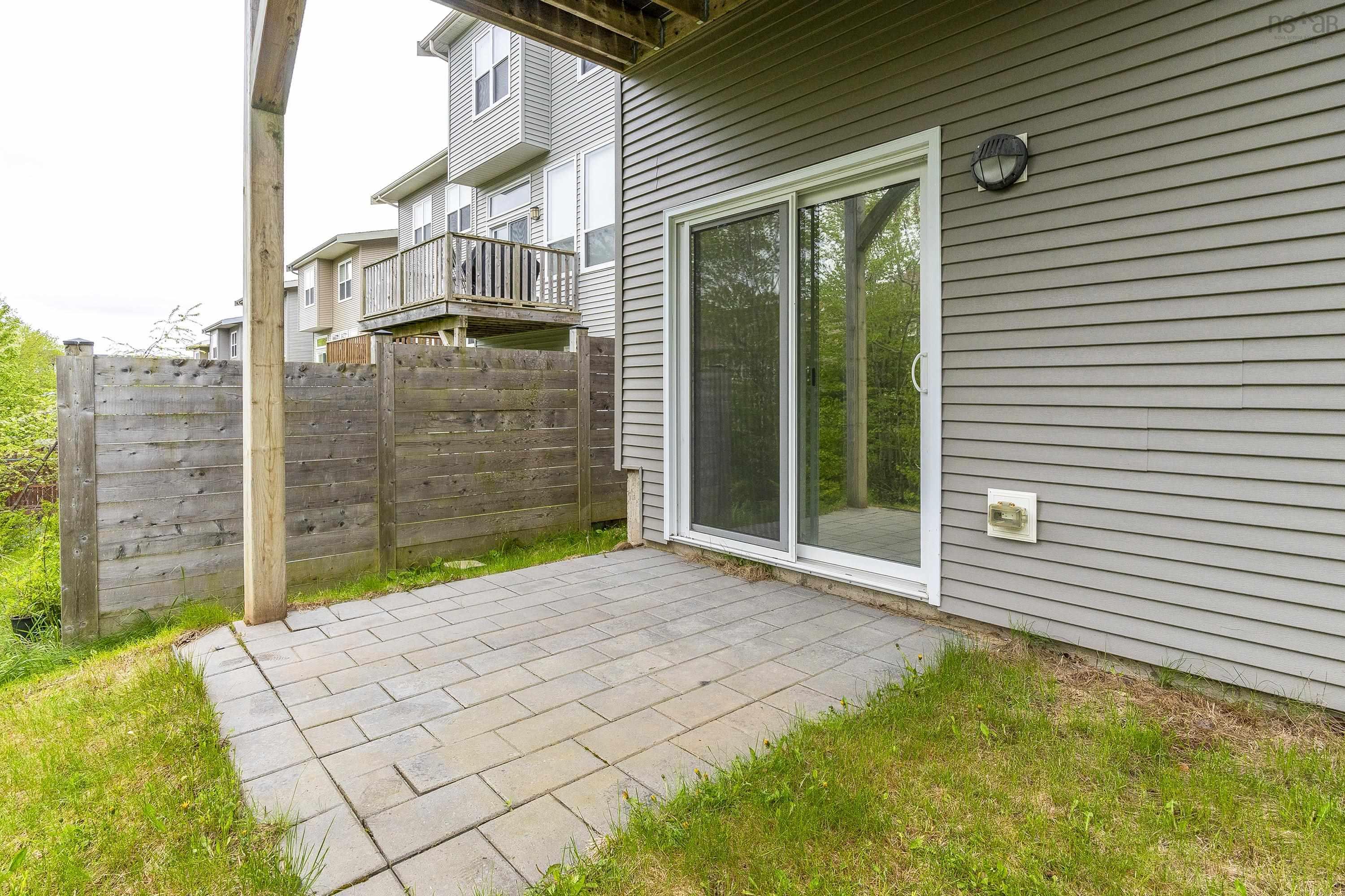 $874,900.00: 61 Larkview Terrace, Bedford