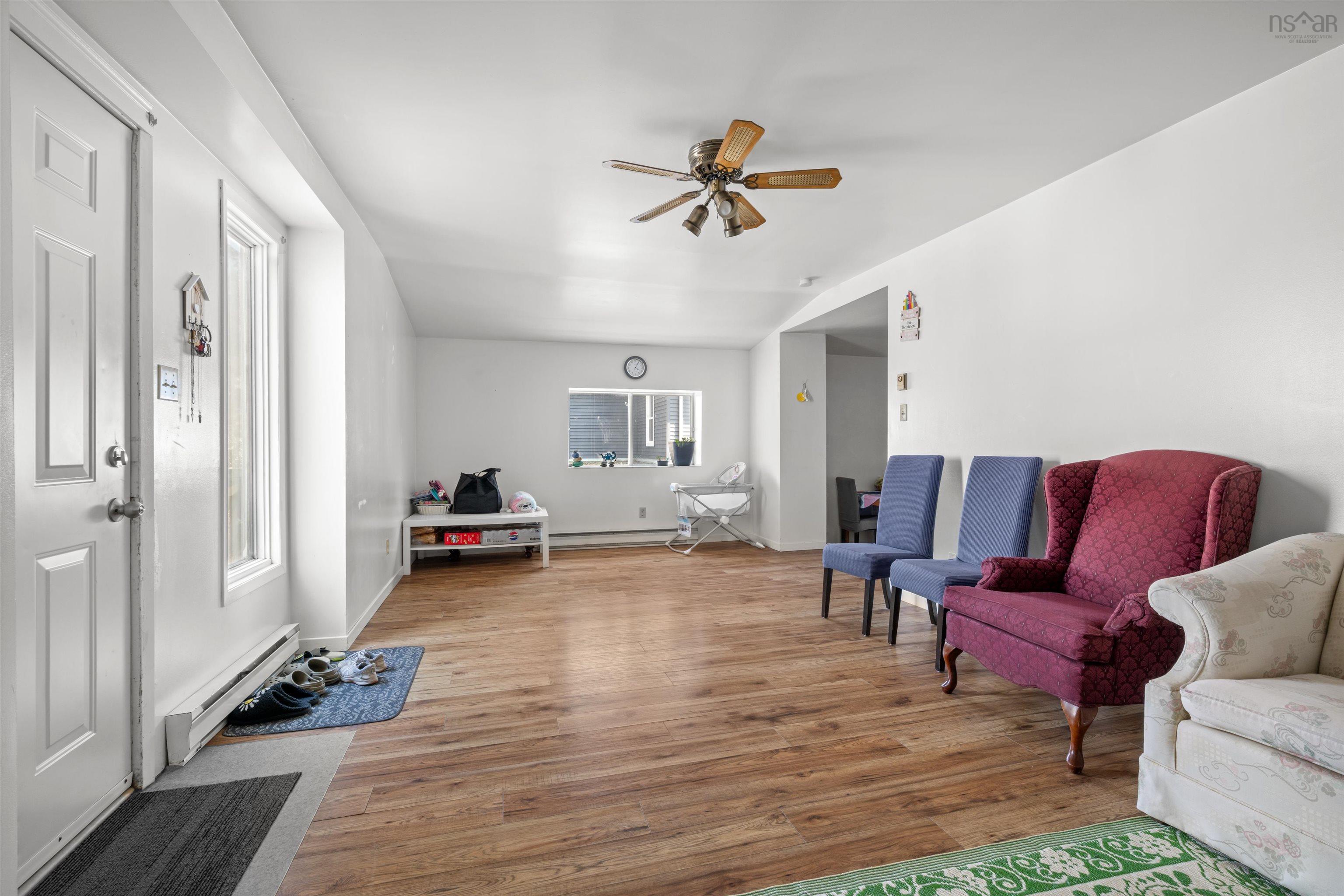 $1,199,000.00: 7 Pleasant Street, Dartmouth