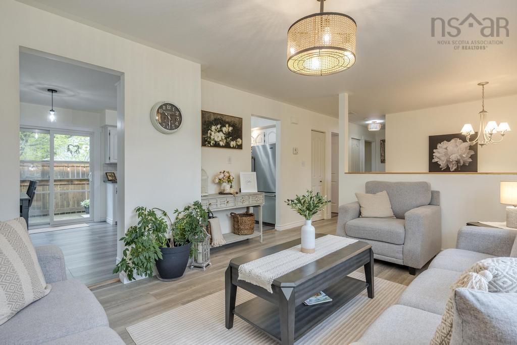 $399,000.00: 34 Maplewood Lane, Kingston