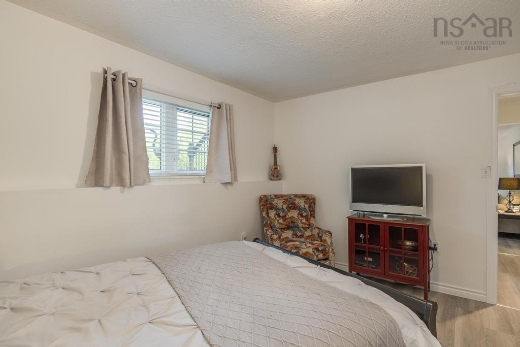$399,000.00: 34 Maplewood Lane, Kingston