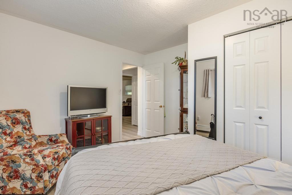 $399,000.00: 34 Maplewood Lane, Kingston