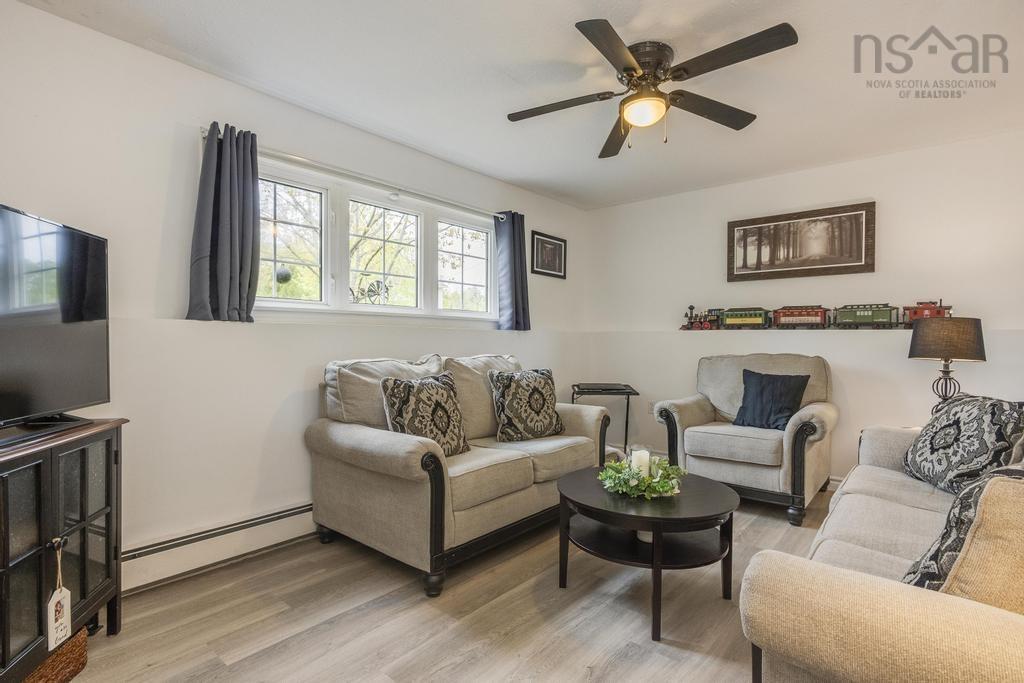 $399,000.00: 34 Maplewood Lane, Kingston