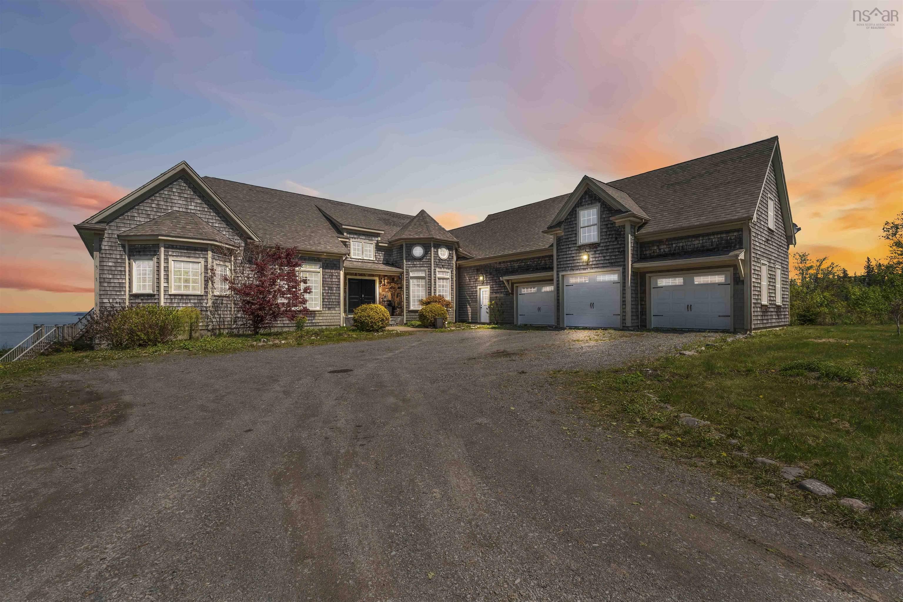 $1,199,900.00: 70 Fundy Bay Drive, Victoria Harbour