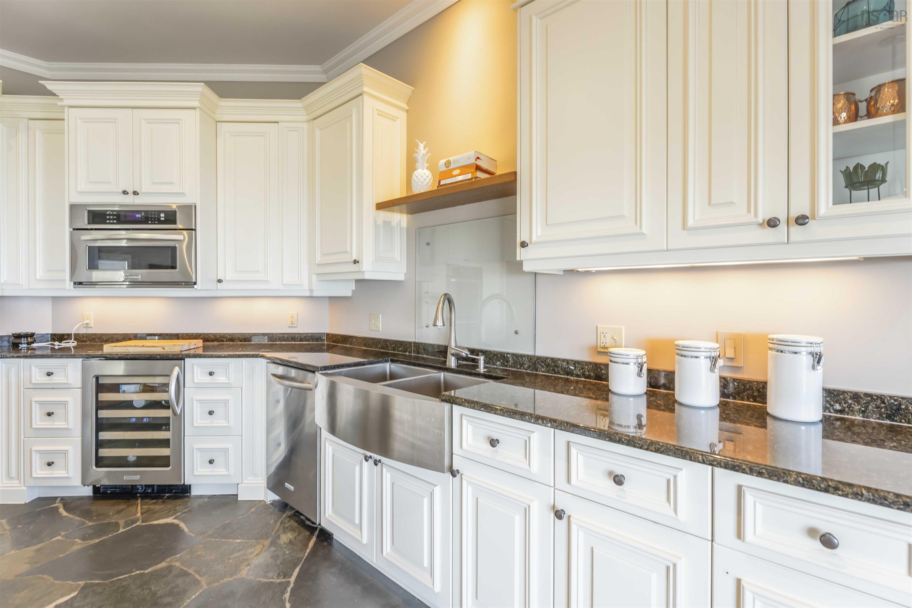 $1,199,900.00: 70 Fundy Bay Drive, Victoria Harbour