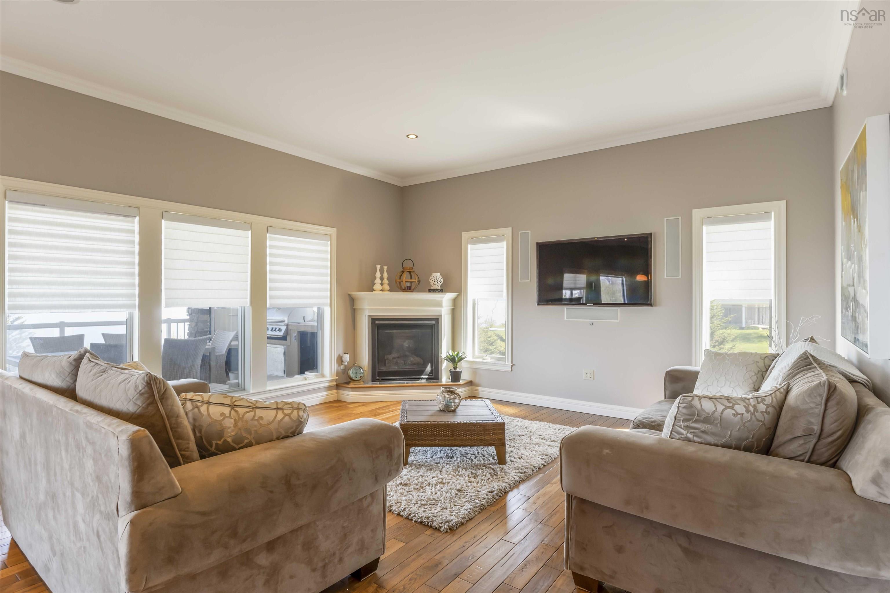 $1,199,900.00: 70 Fundy Bay Drive, Victoria Harbour