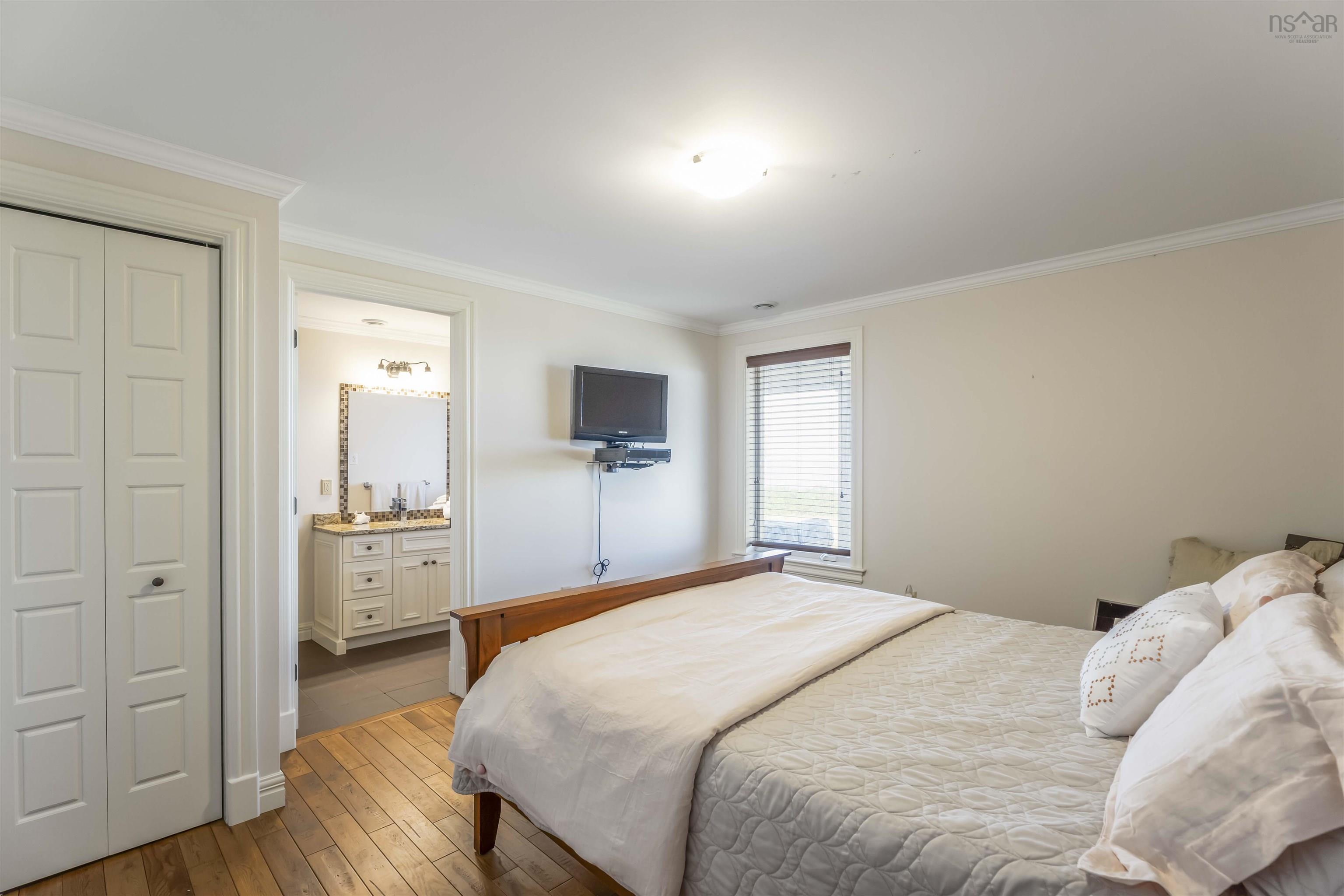 $1,199,900.00: 70 Fundy Bay Drive, Victoria Harbour