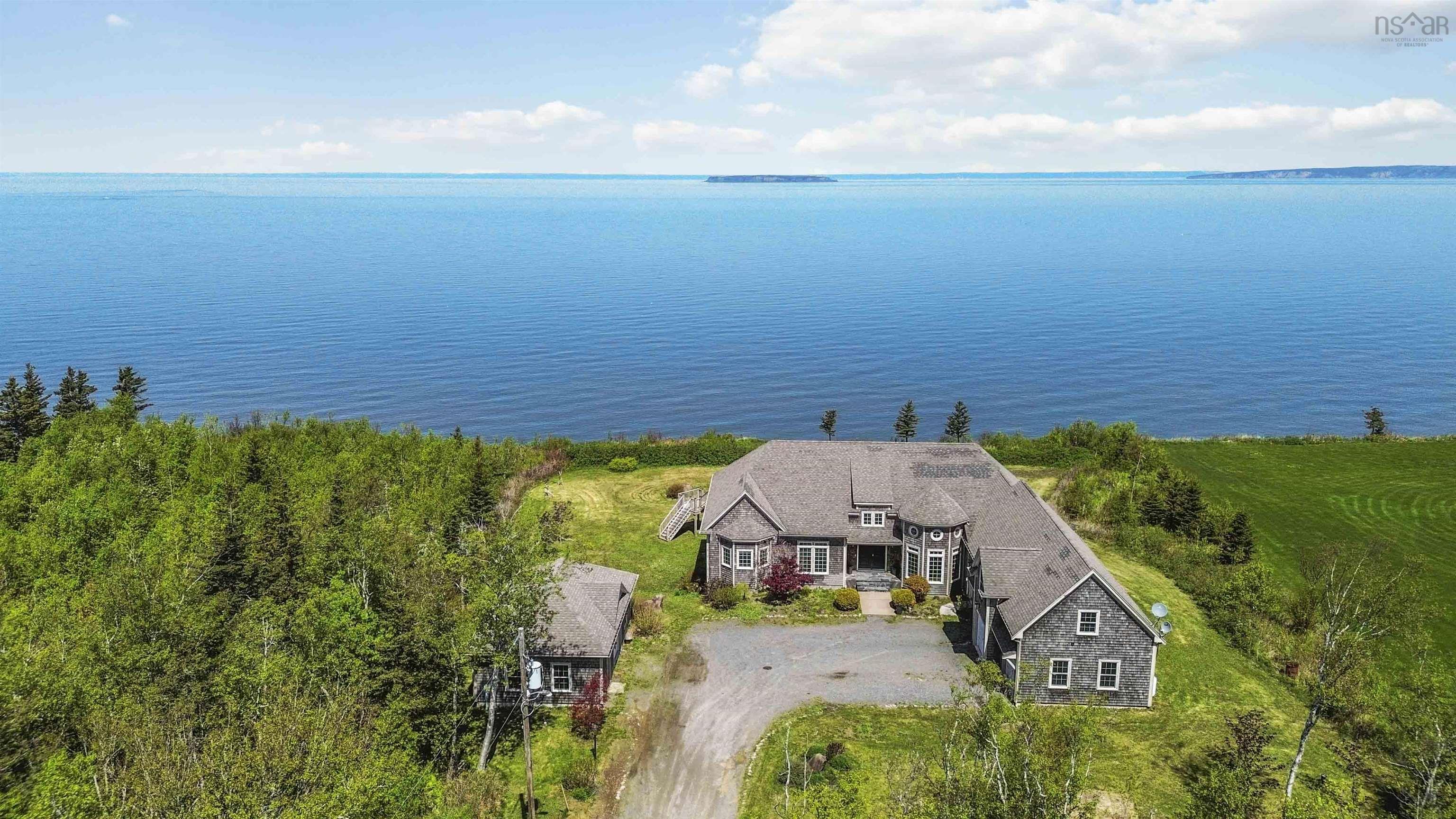 $1,199,900.00: 70 Fundy Bay Drive, Victoria Harbour
