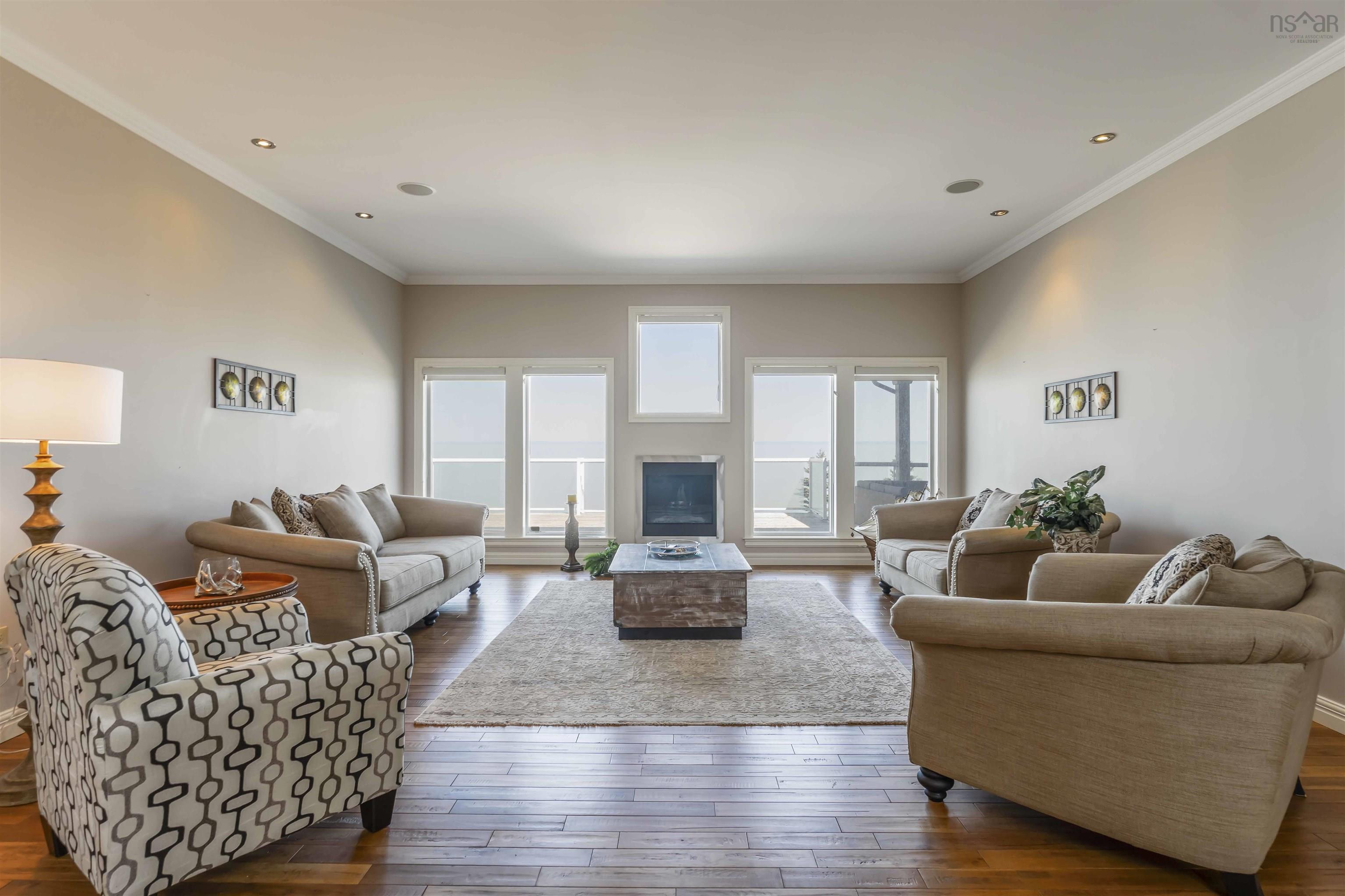 $1,199,900.00: 70 Fundy Bay Drive, Victoria Harbour