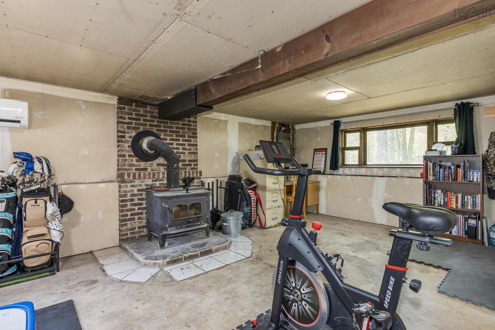 $325,000.00: 110 Hall Road, South Greenwood