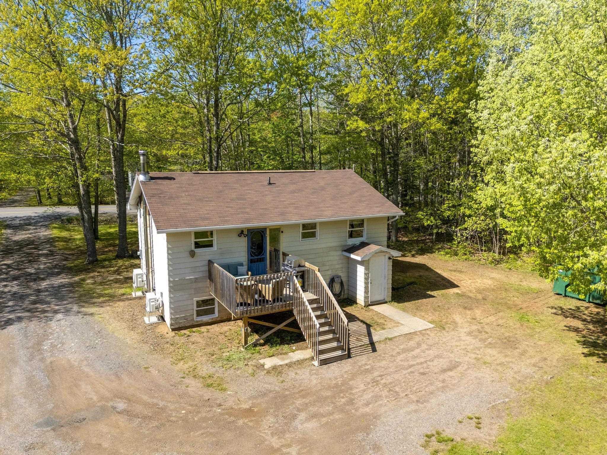 $325,000.00: 110 Hall Road, South Greenwood