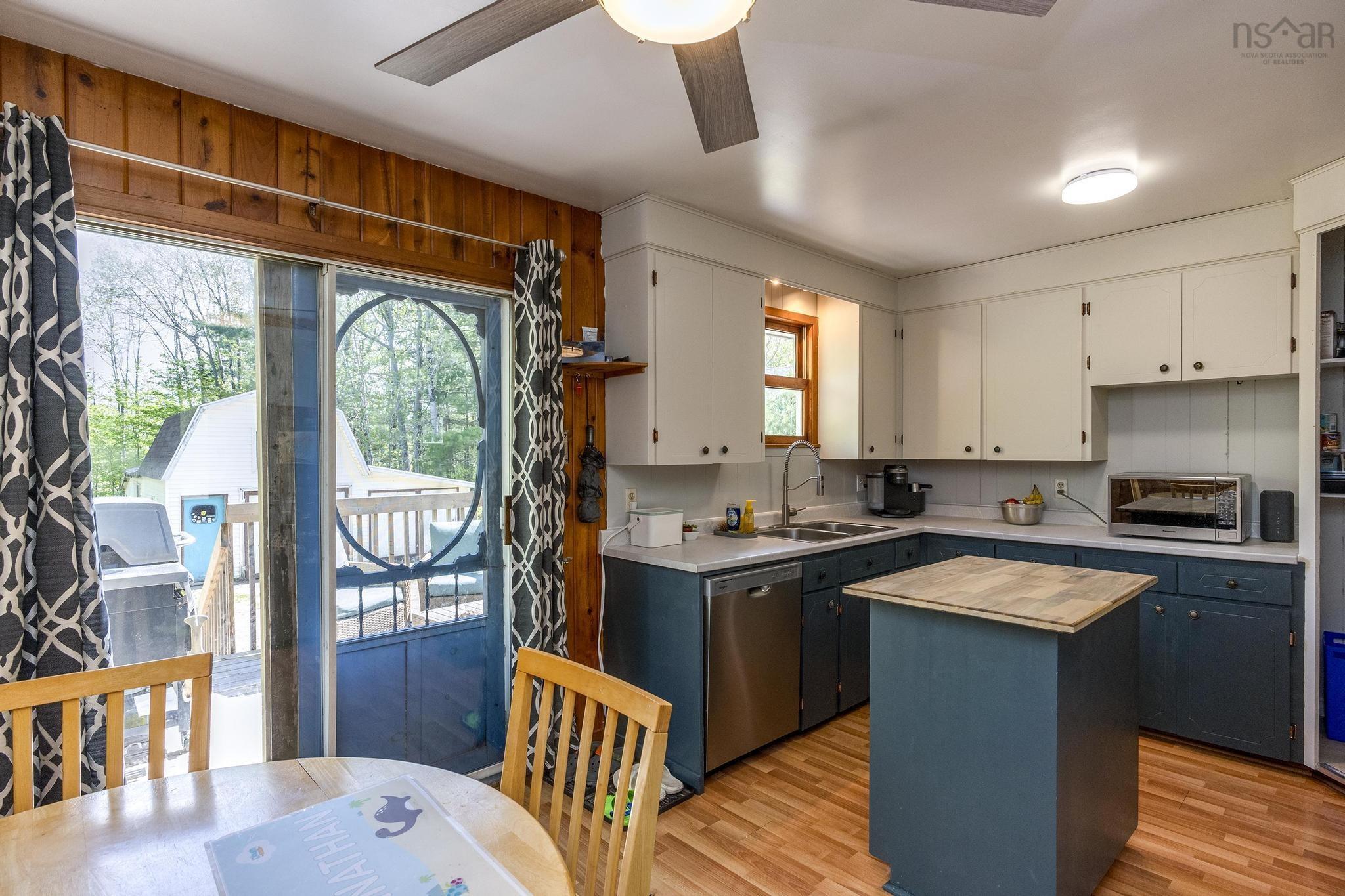$325,000.00: 110 Hall Road, South Greenwood