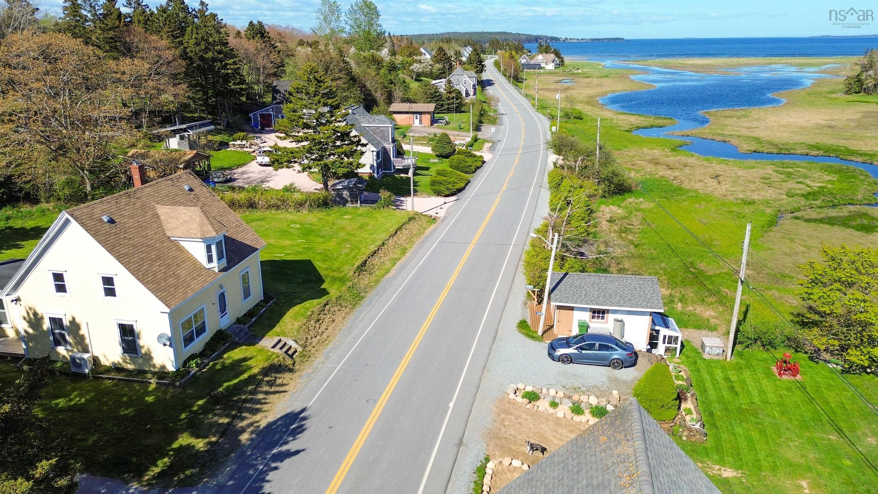$395,000.00: 332 3442 Highway 332, Rose Bay