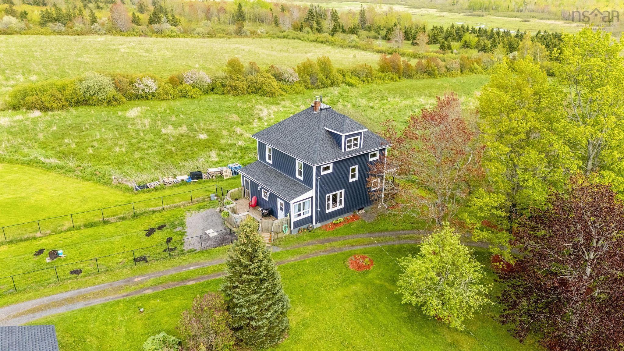$295,000.00: 352 Meadowville Stn Road, Scotsburn