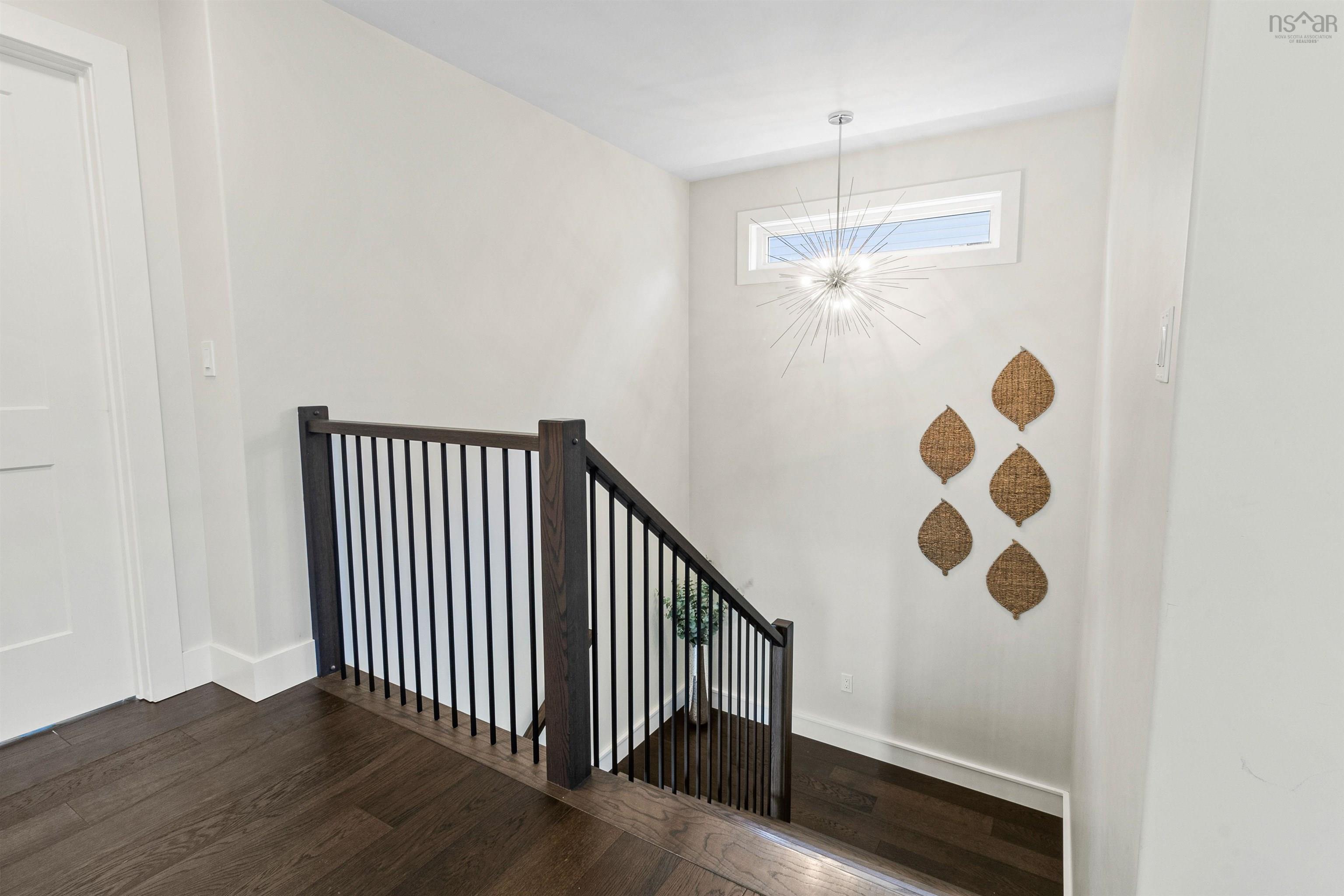 $949,000.00: 40 Talus Avenue, Bedford