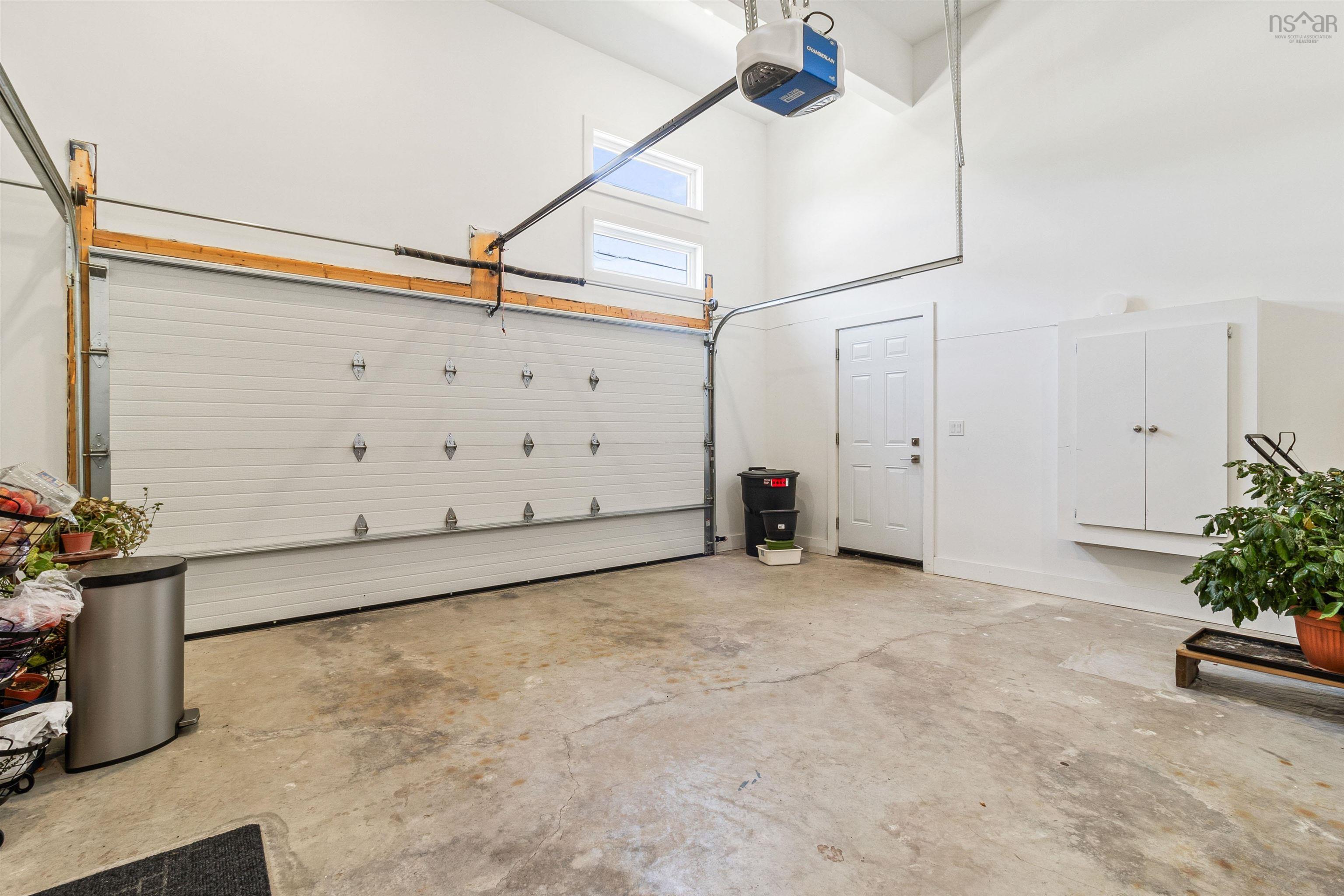 $949,000.00: 40 Talus Avenue, Bedford