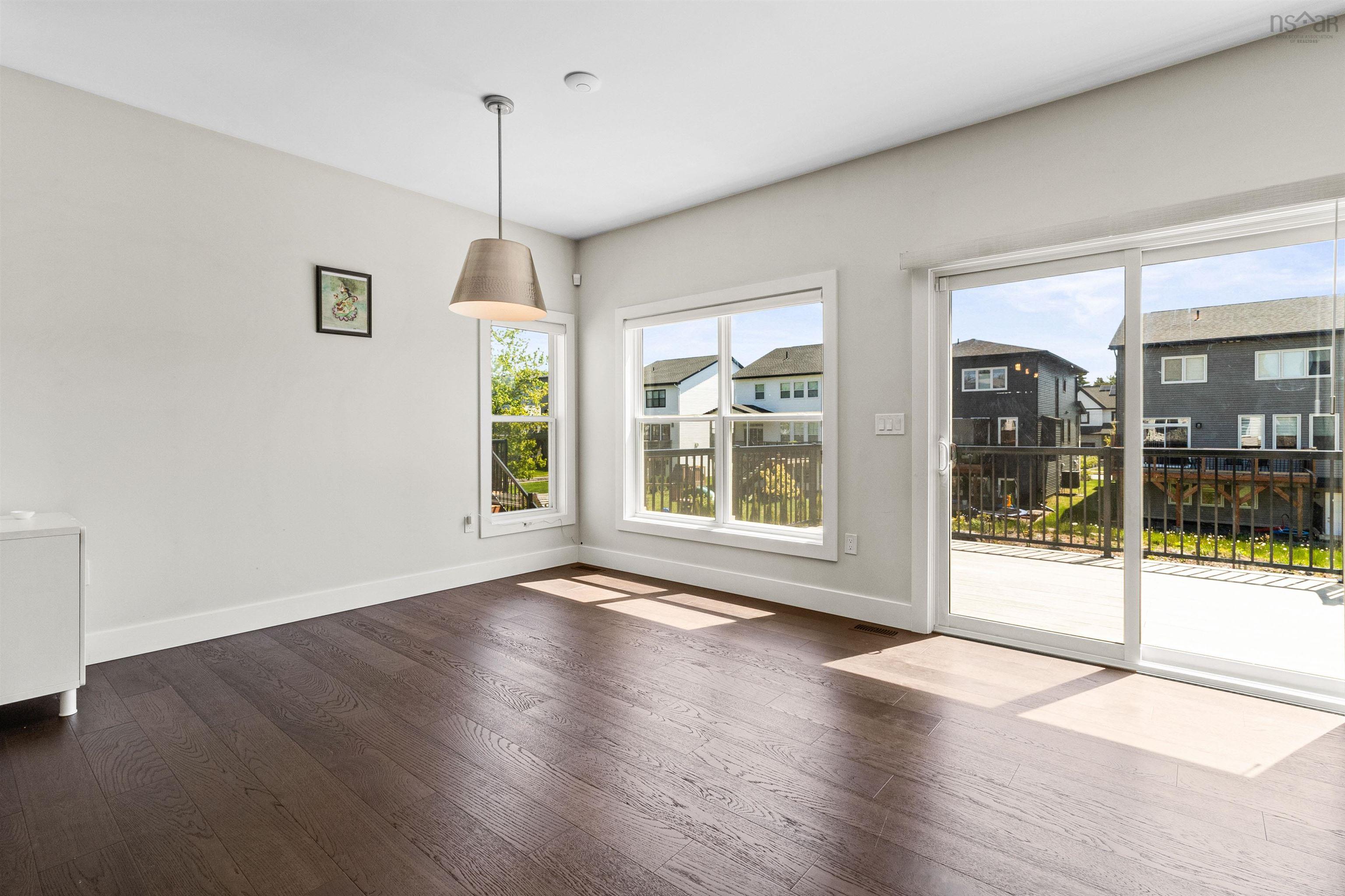 $949,000.00: 40 Talus Avenue, Bedford
