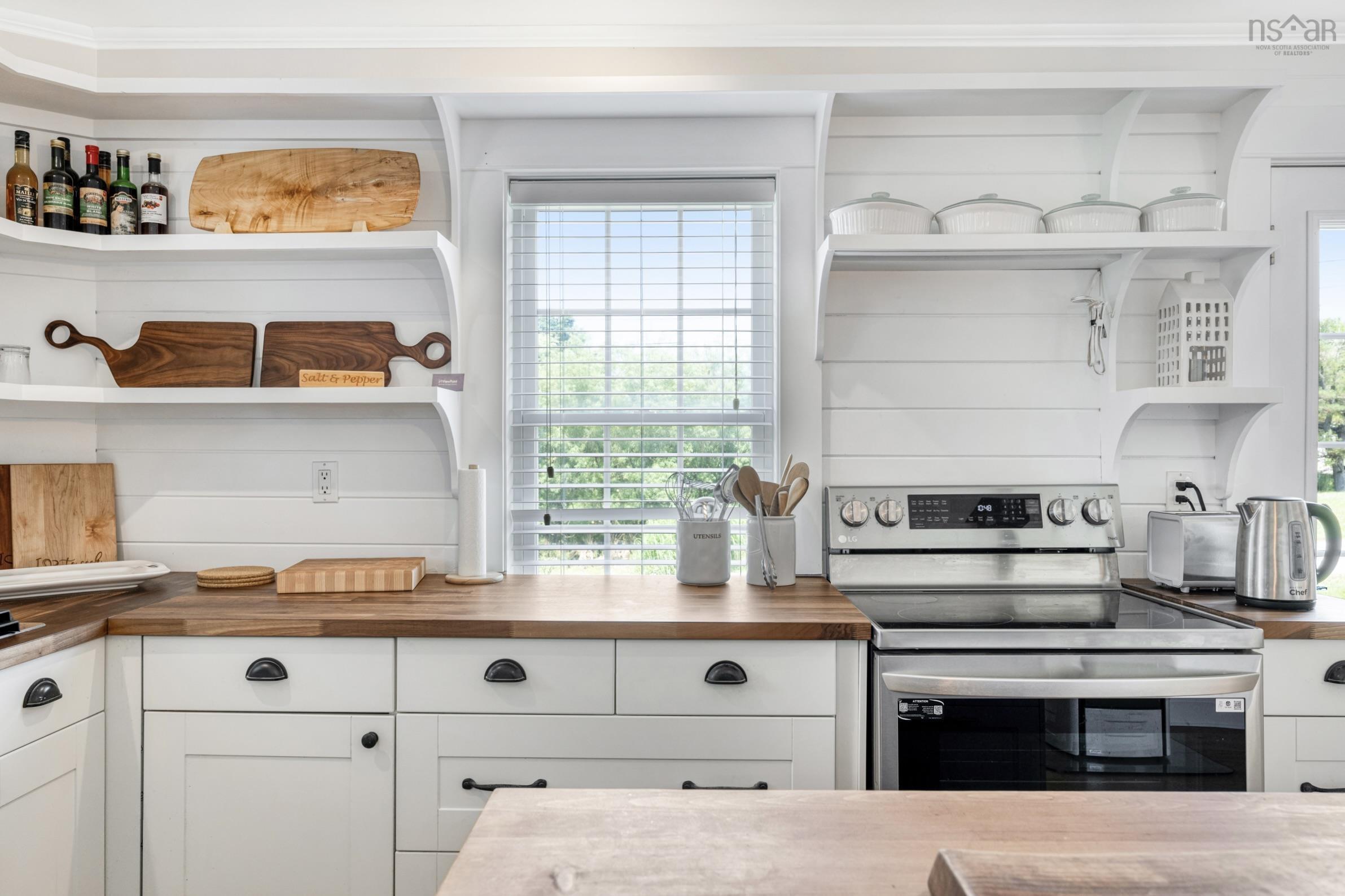 $525,000.00: 23 Ocean View Drive, Blue Rocks