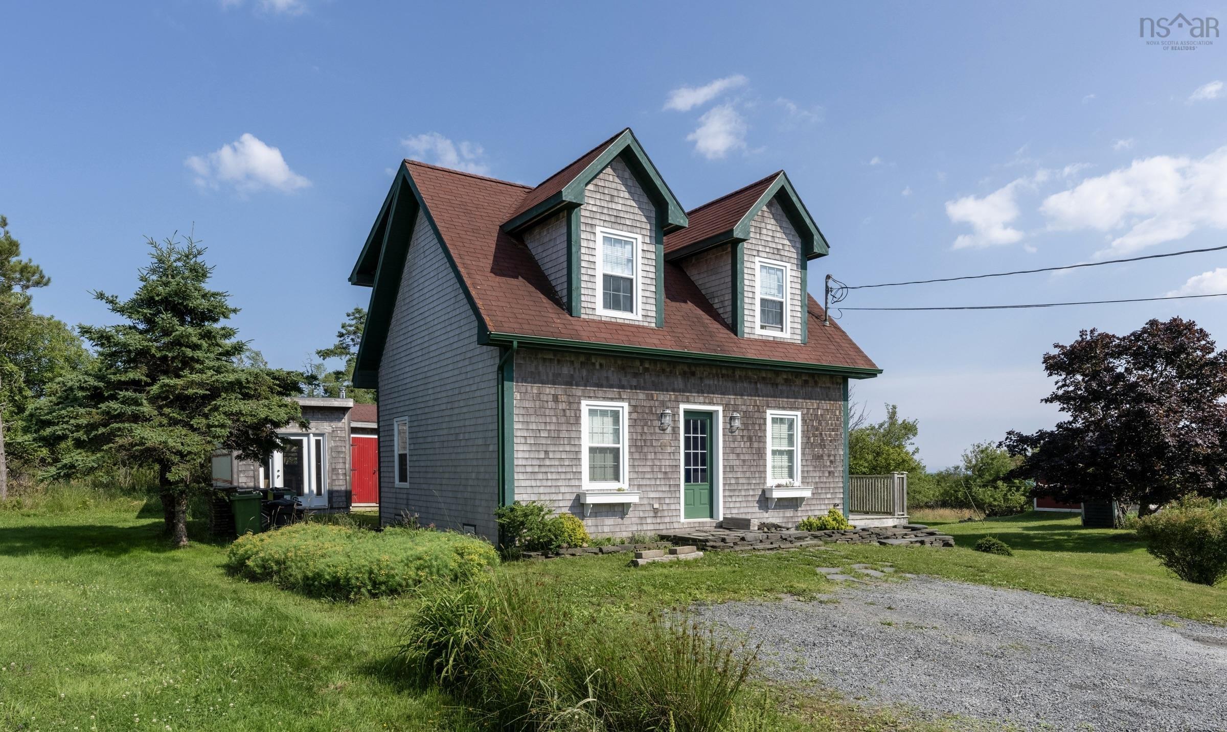 $525,000.00: 23 Ocean View Drive, Blue Rocks