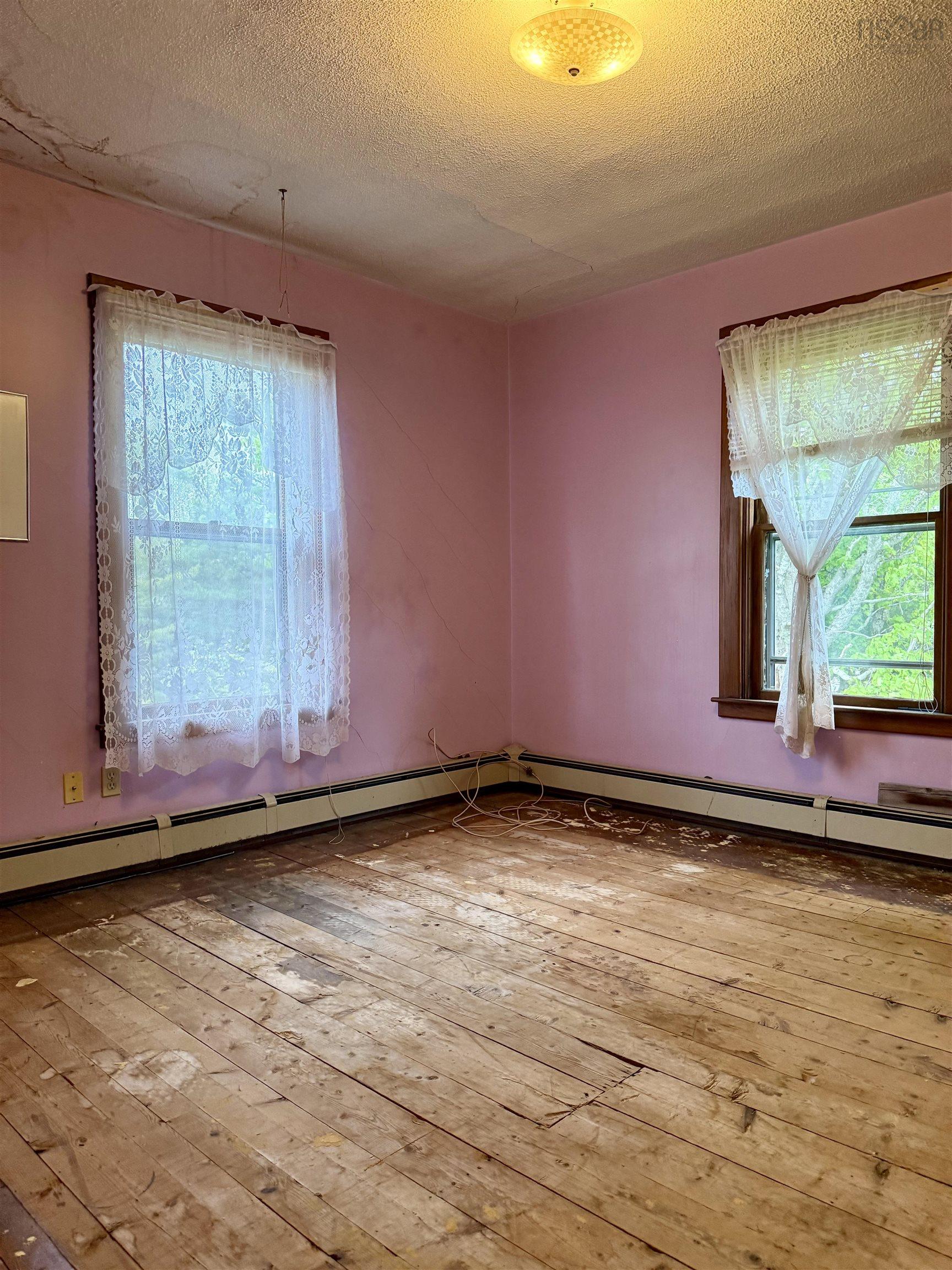 $149,900.00: 316 Highway 3, Sable River