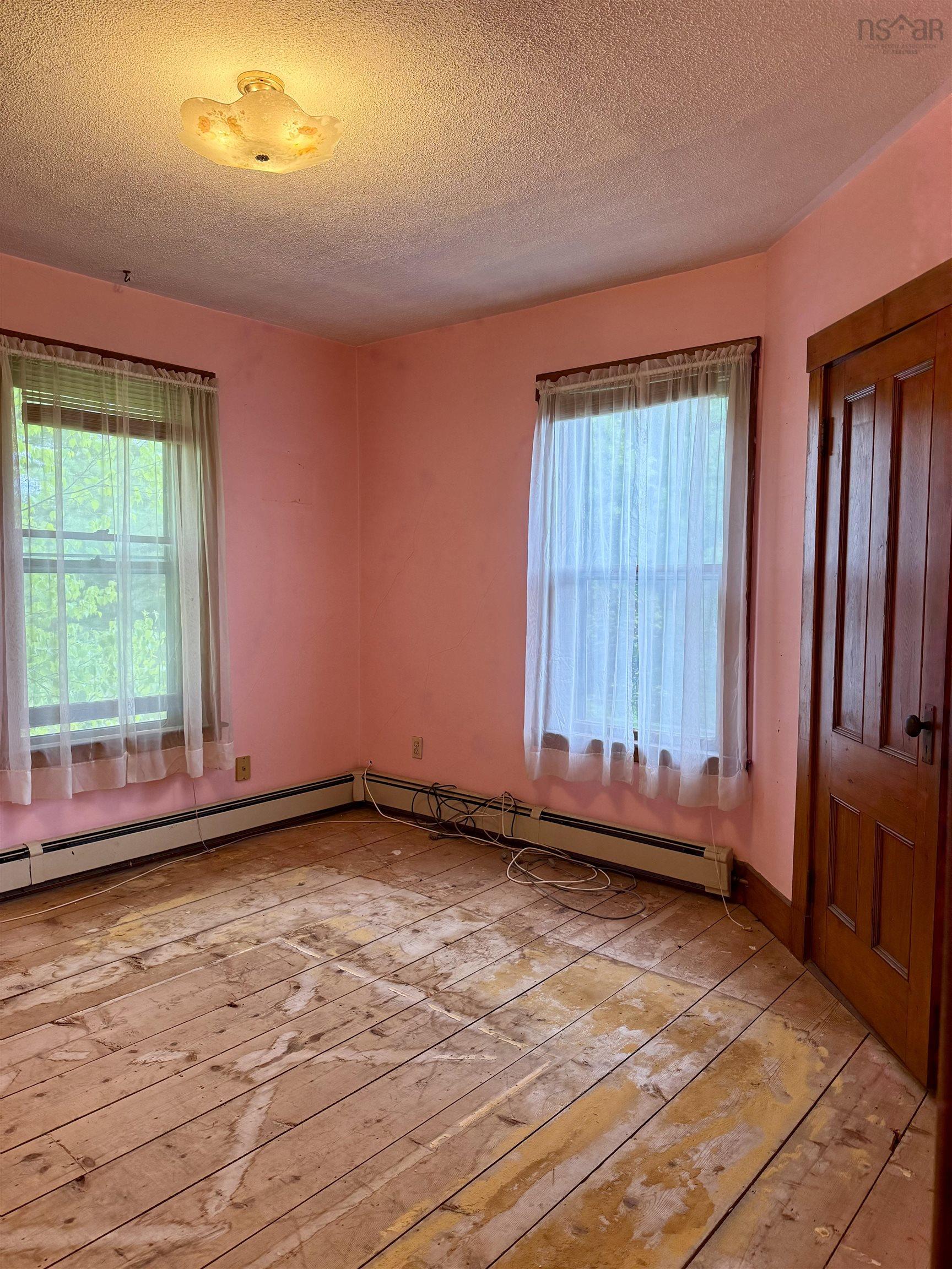 $149,900.00: 316 Highway 3, Sable River