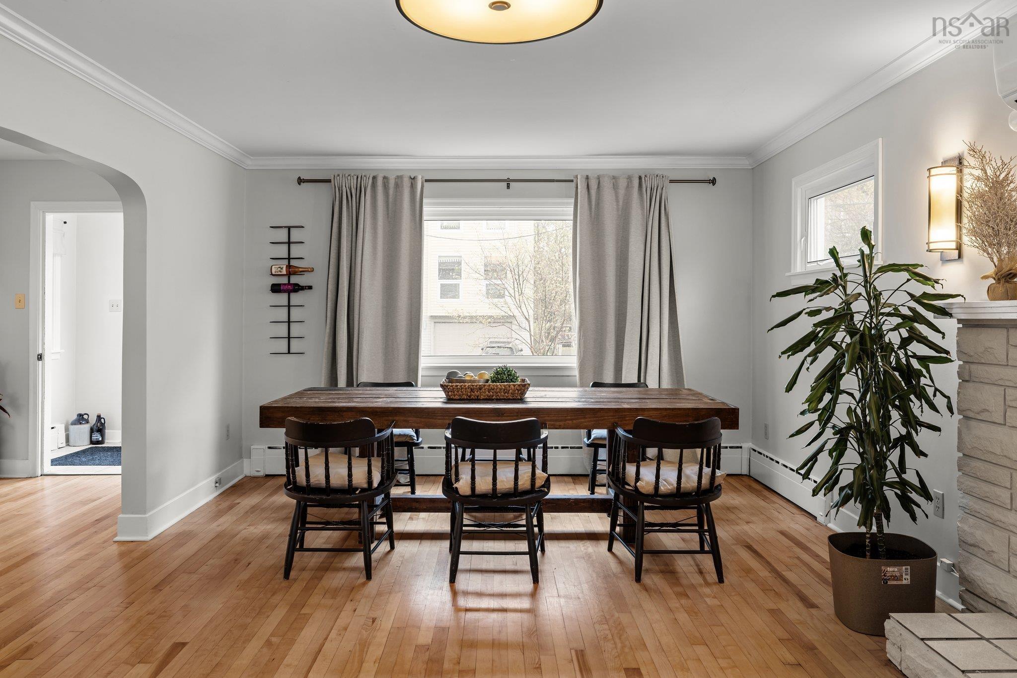 $1,200,000.00: 6283-6285-6287 London Street, Halifax