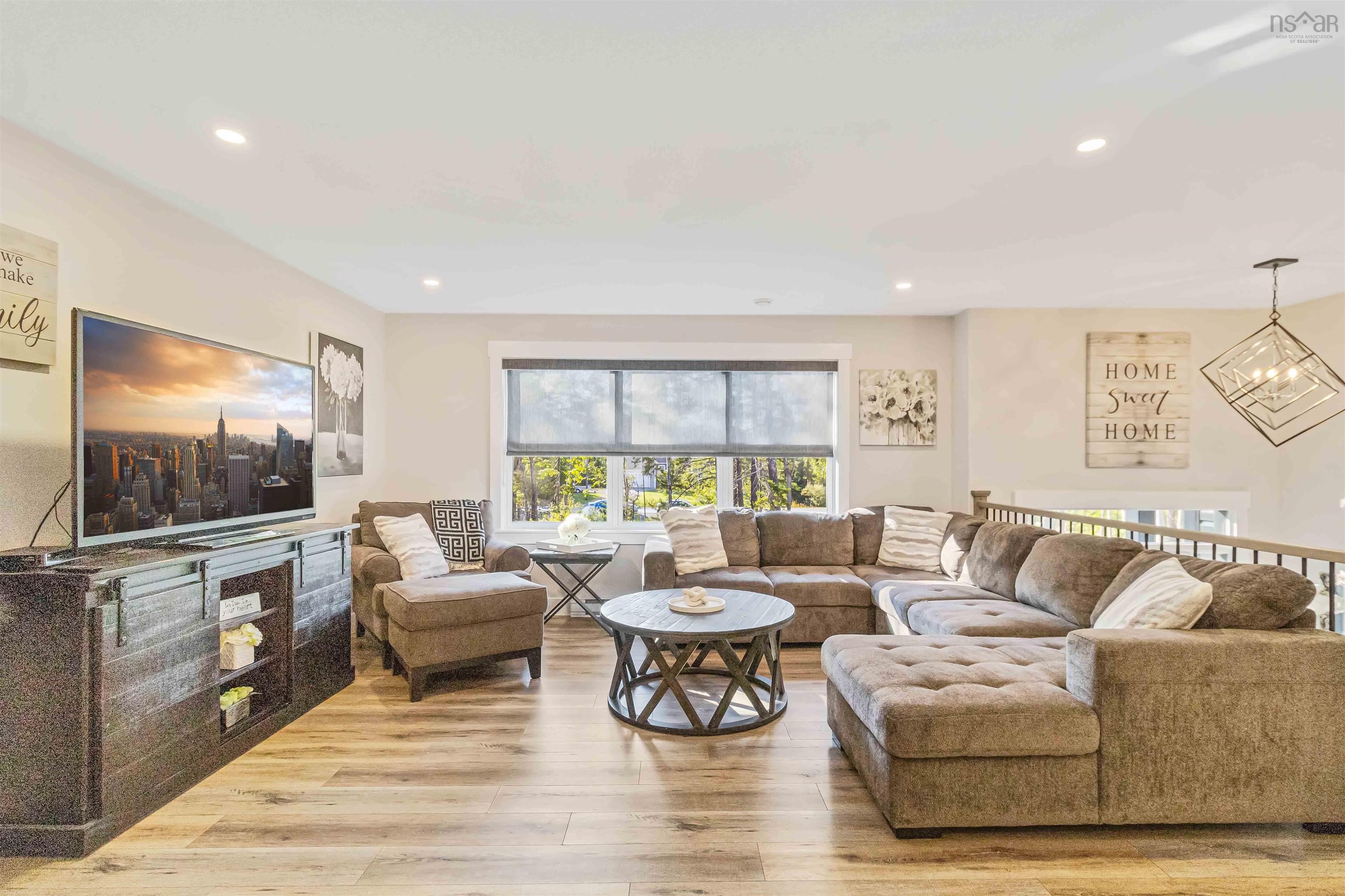 $844,900.00: 135 Clivedon Court, Fall River