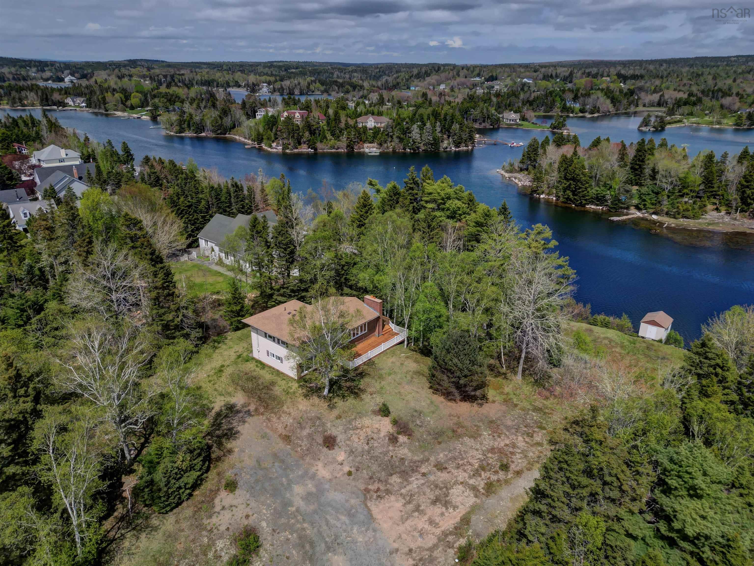 $849,000.00: 217 Boutiliers Cove Road, Hackett