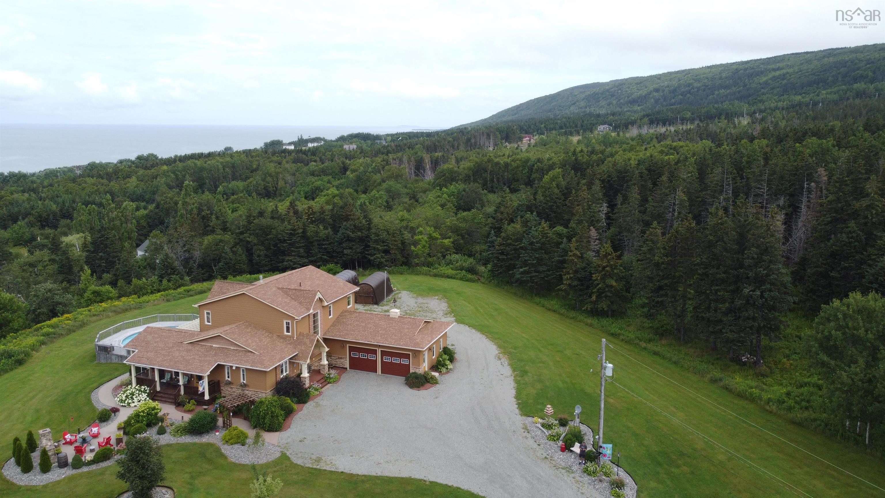 $1,150,000.00: 75 Macdonald Drive, Creignish