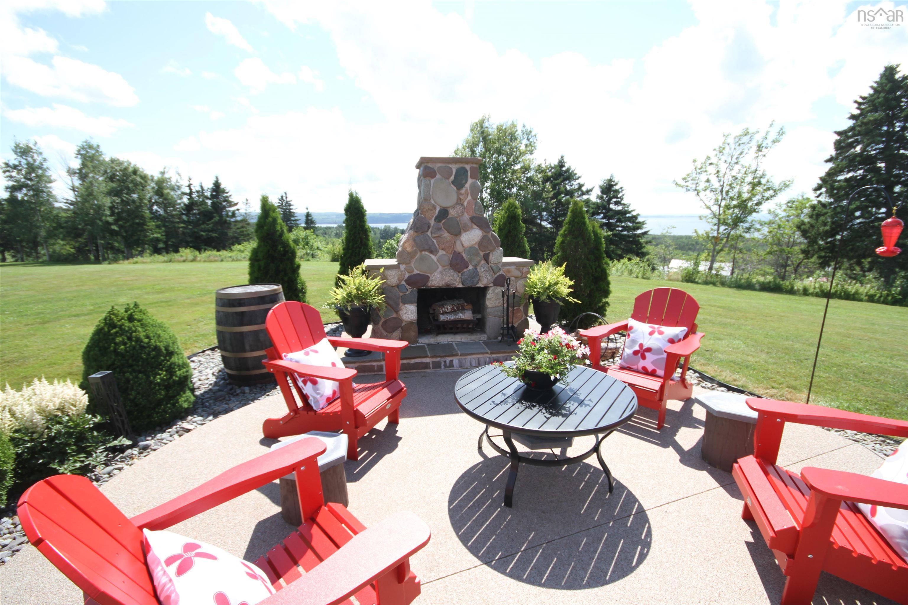 $1,150,000.00: 75 Macdonald Drive, Creignish