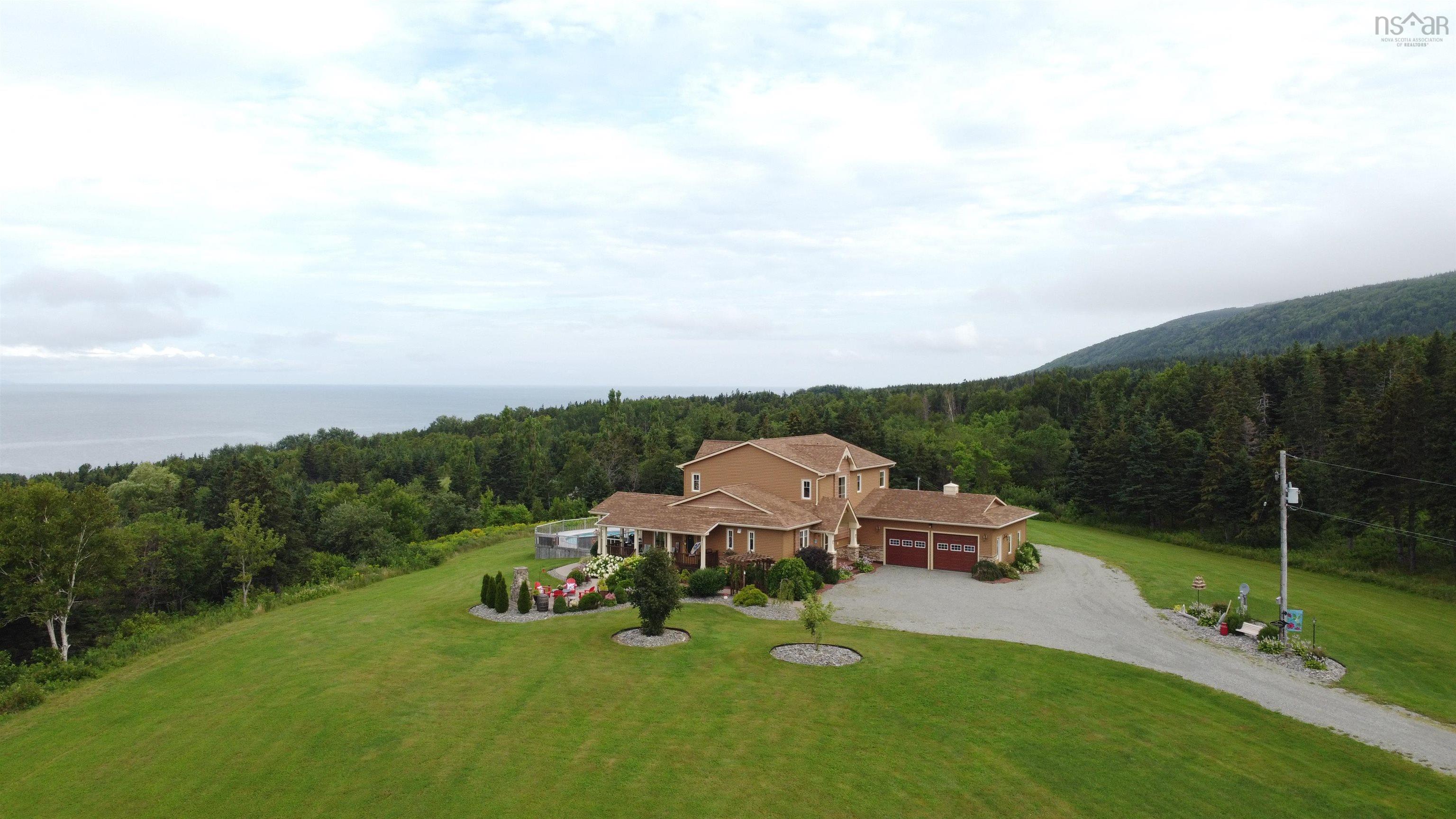 $1,150,000.00: 75 Macdonald Drive, Creignish