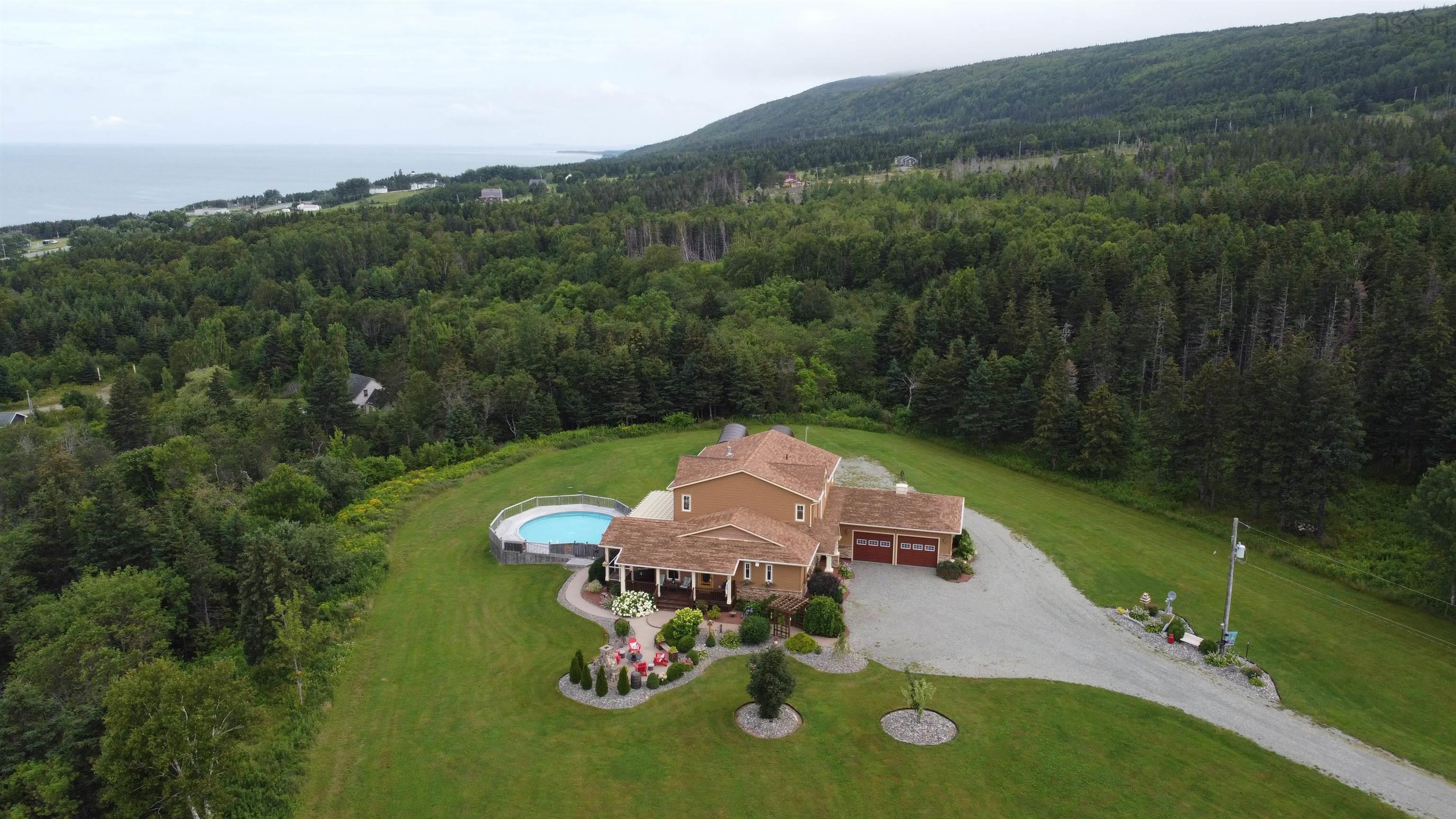 $1,150,000.00: 75 Macdonald Drive, Creignish