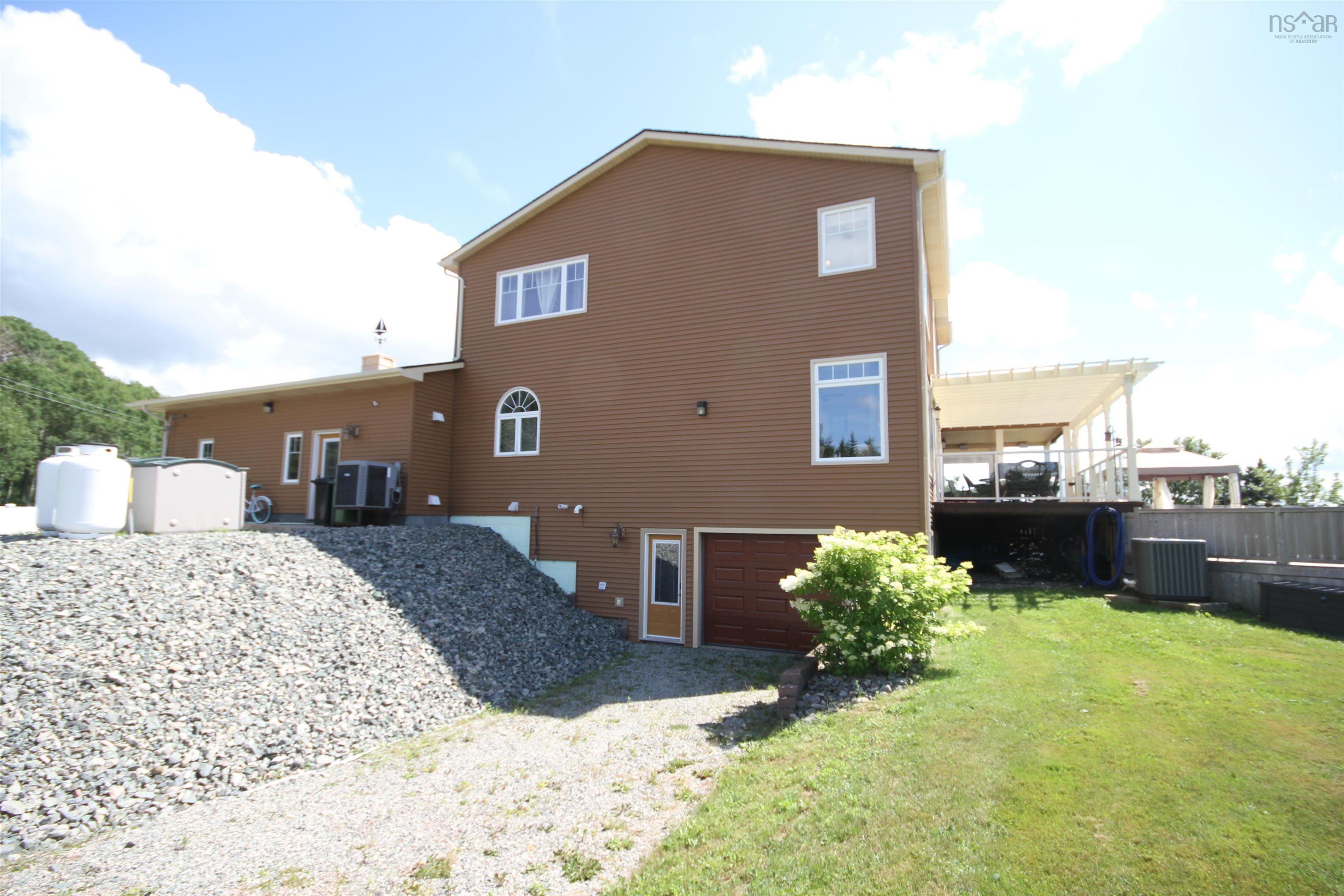 $1,150,000.00: 75 Macdonald Drive, Creignish