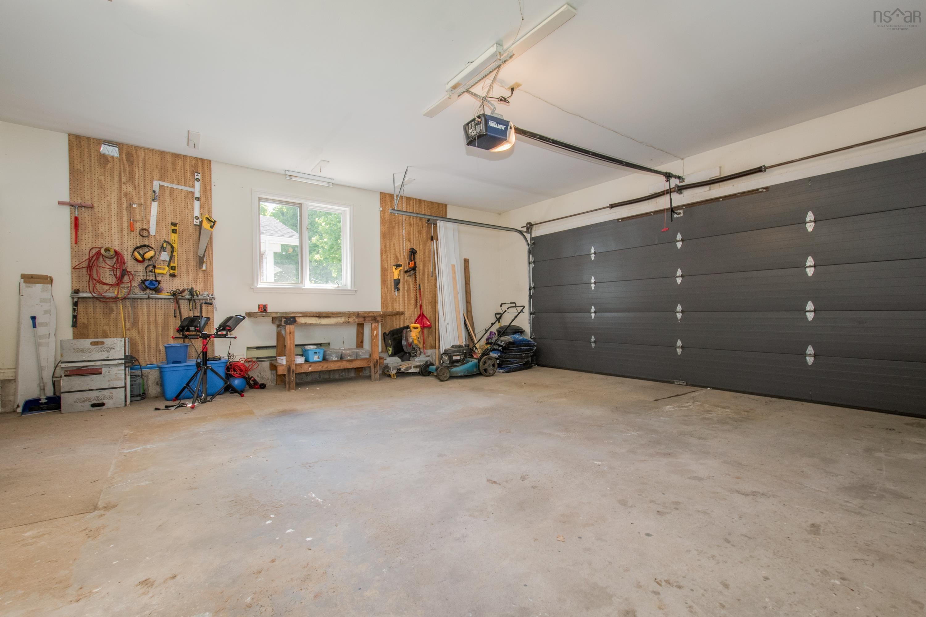 $689,000.00: 17 Lacewood Drive, Kentville