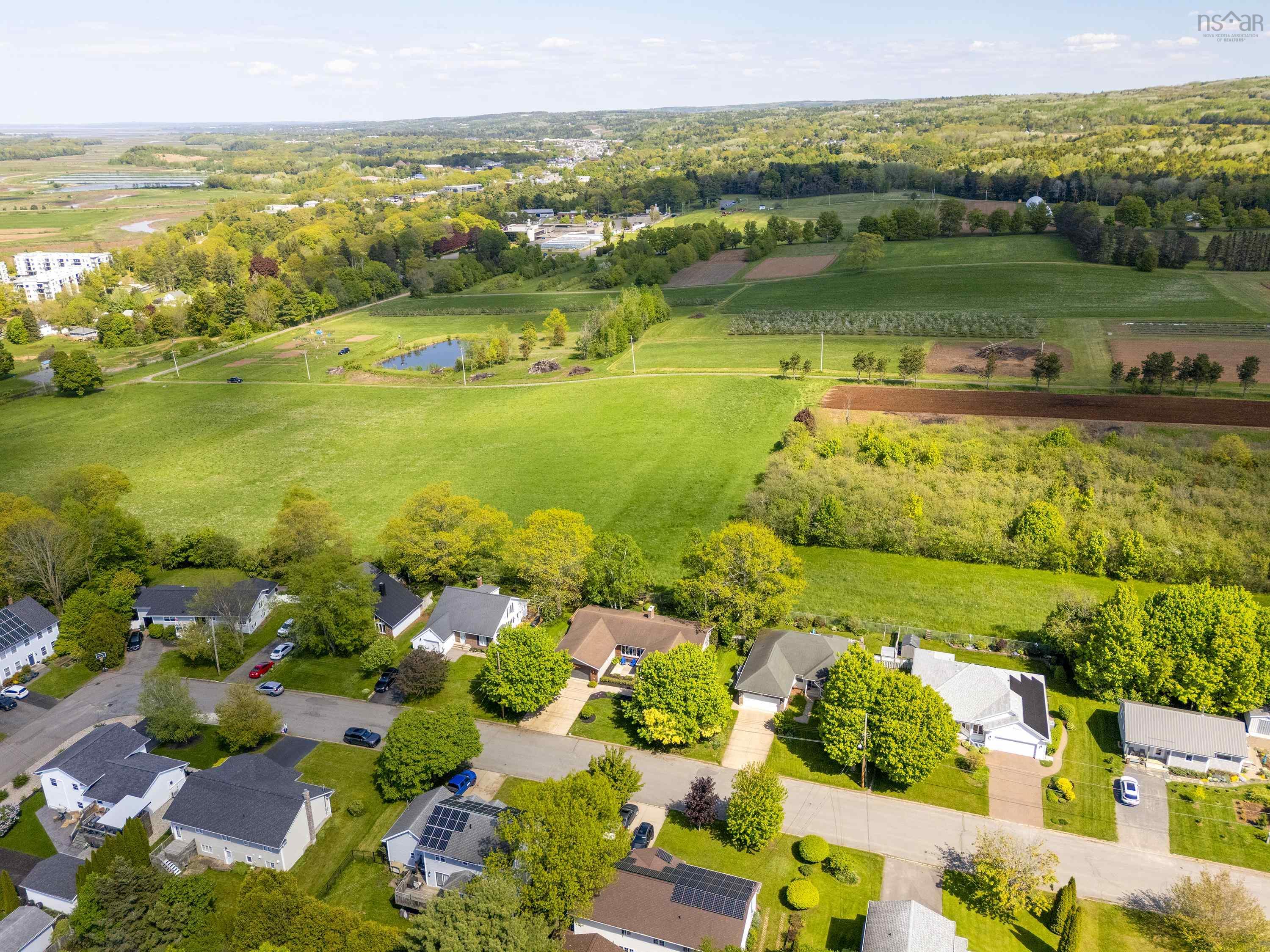 $689,000.00: 17 Lacewood Drive, Kentville