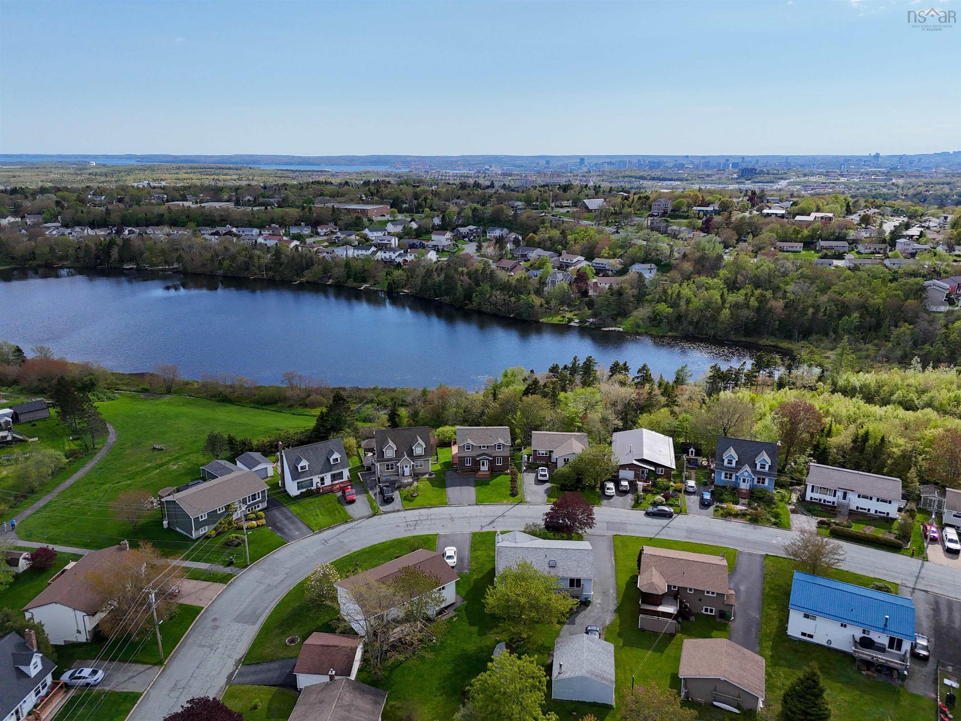 $629,900.00: 90 La Pierre Crescent, Dartmouth