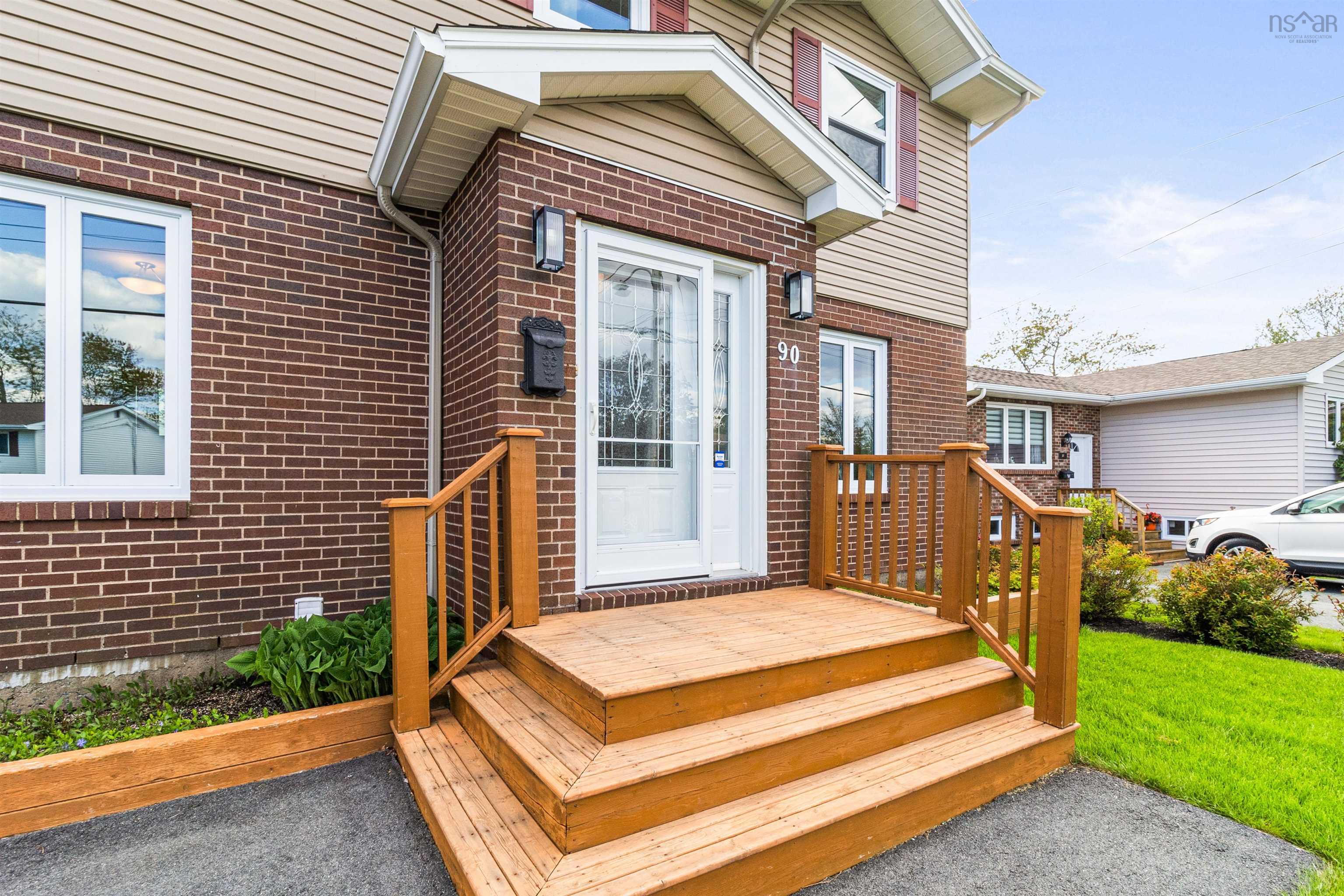 $629,900.00: 90 La Pierre Crescent, Dartmouth