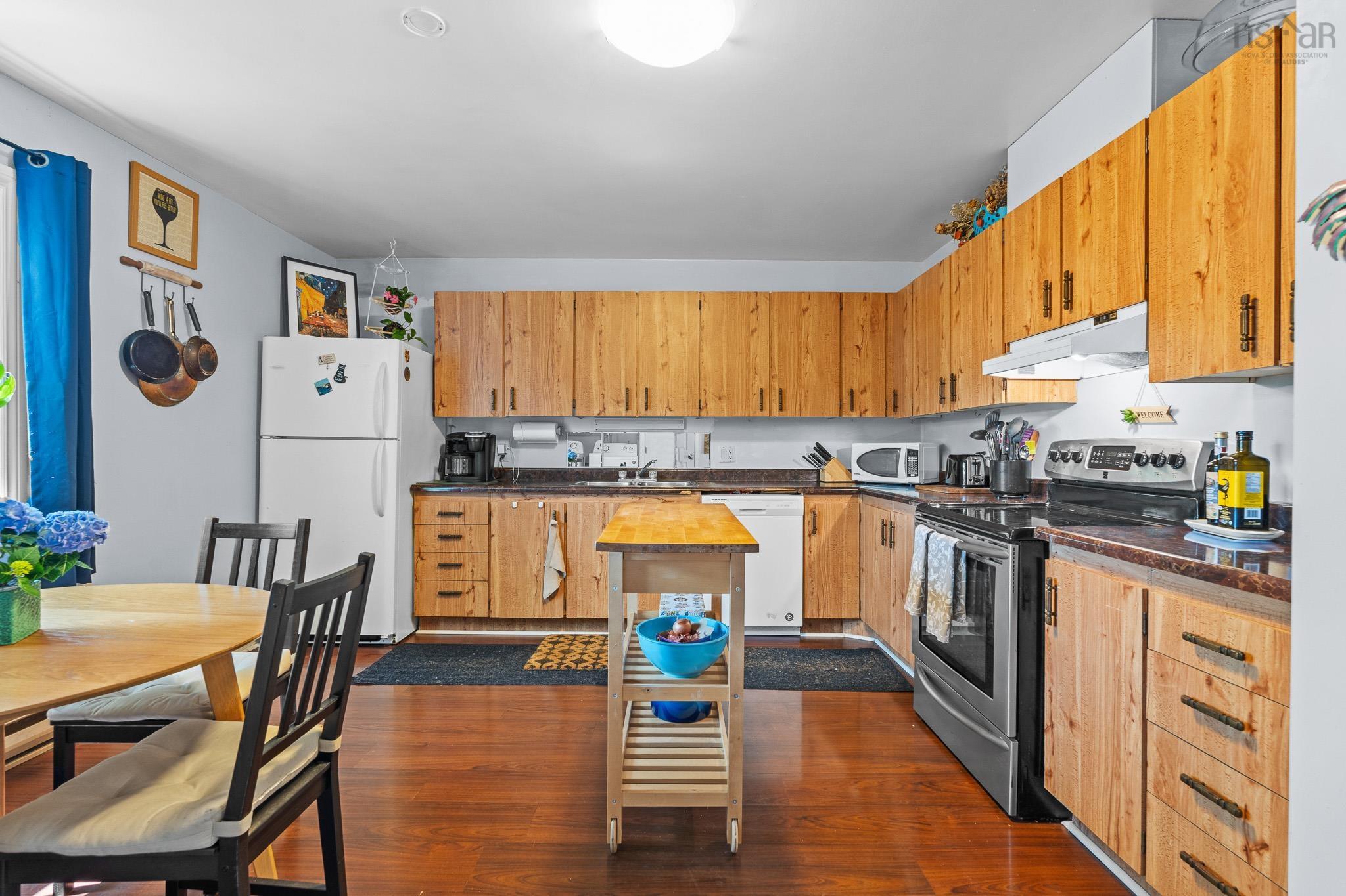 $429,900.00: 3 Valkyrie Crescent, Dartmouth