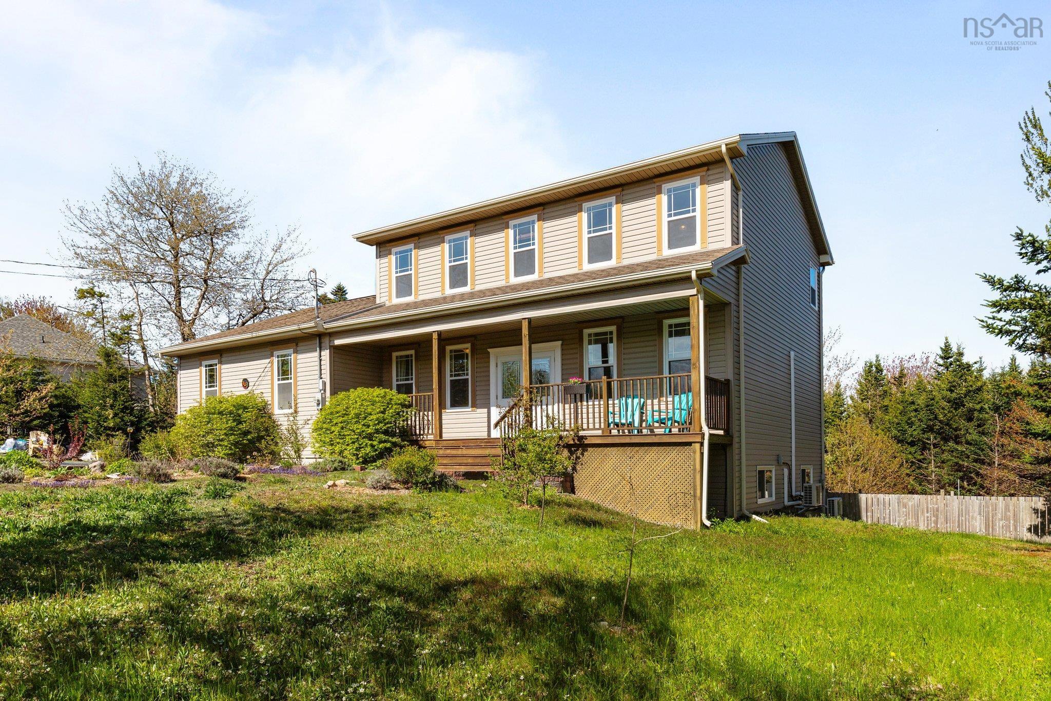 $724,900.00: 80 Telford Lane, Stillwater Lake