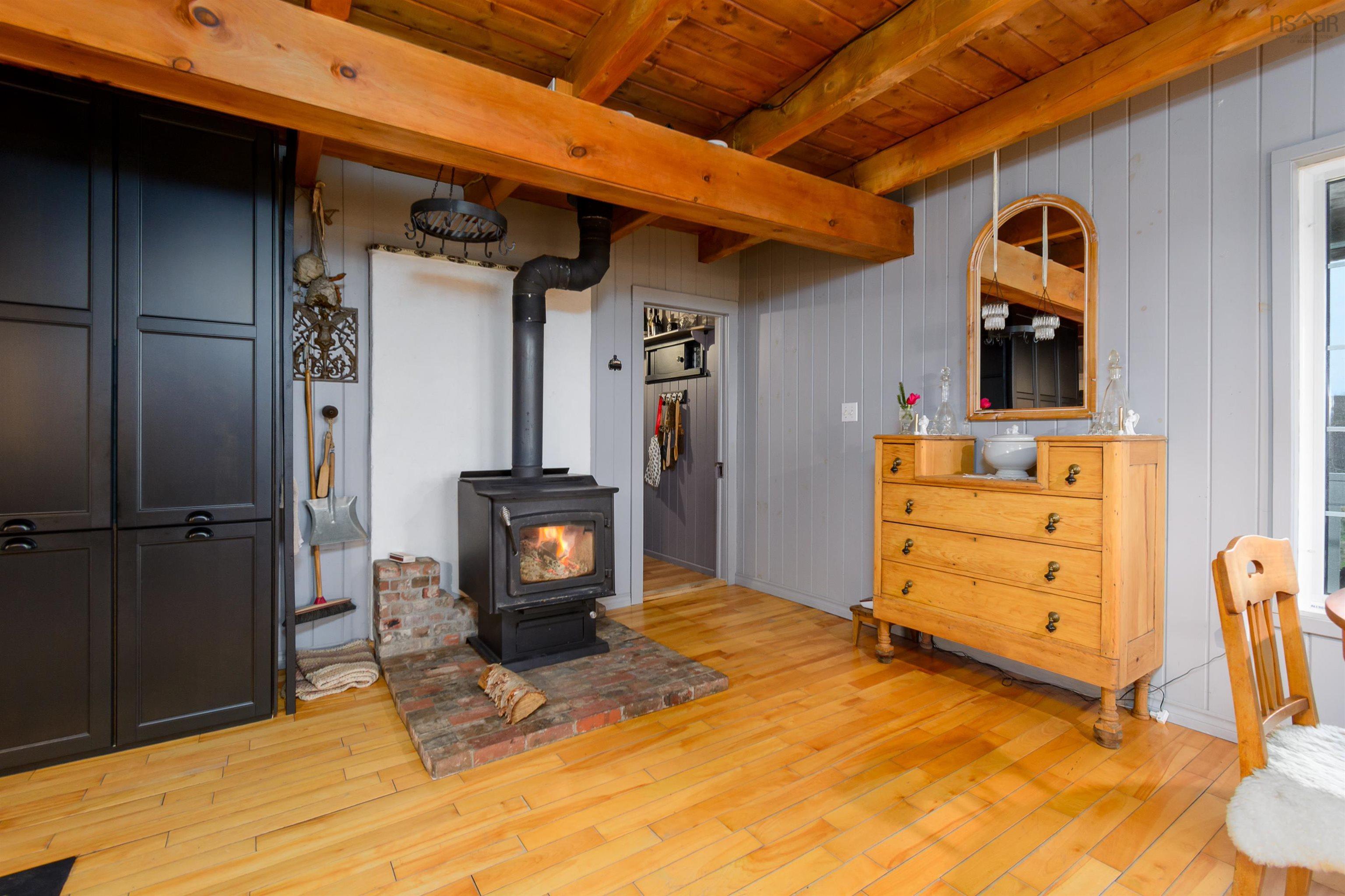 $699,900.00: 2660 LOCH LOMOND Road, Enon