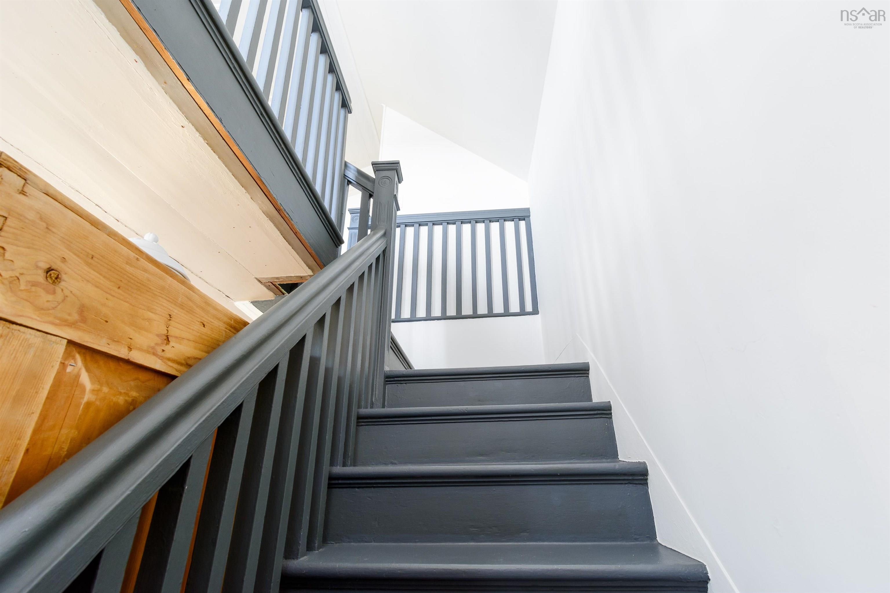 $699,900.00: 2660 LOCH LOMOND Road, Enon