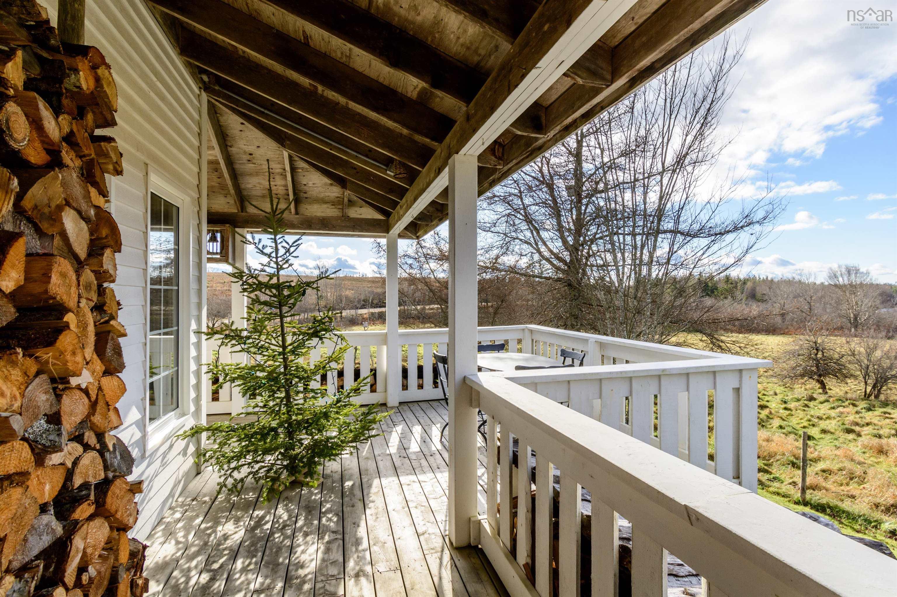 $699,900.00: 2660 LOCH LOMOND Road, Enon