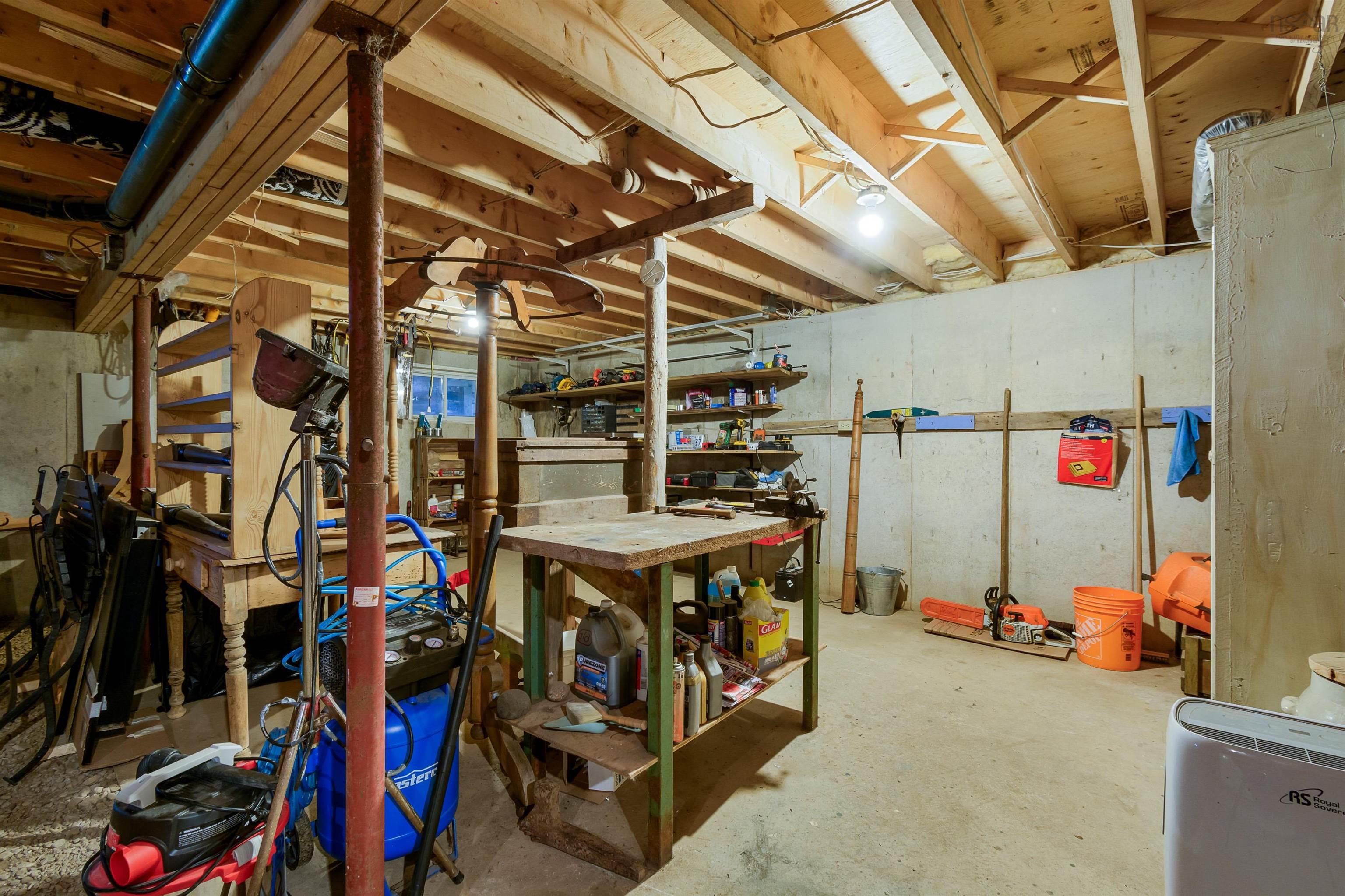 $699,900.00: 2660 LOCH LOMOND Road, Enon