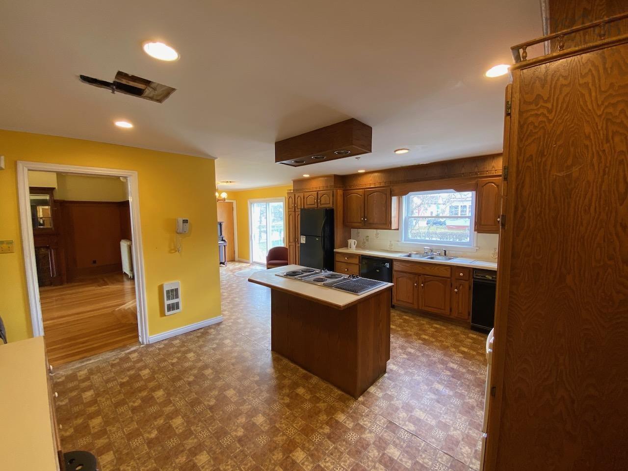 $775,000.00: 13 Parade Street, Yarmouth
