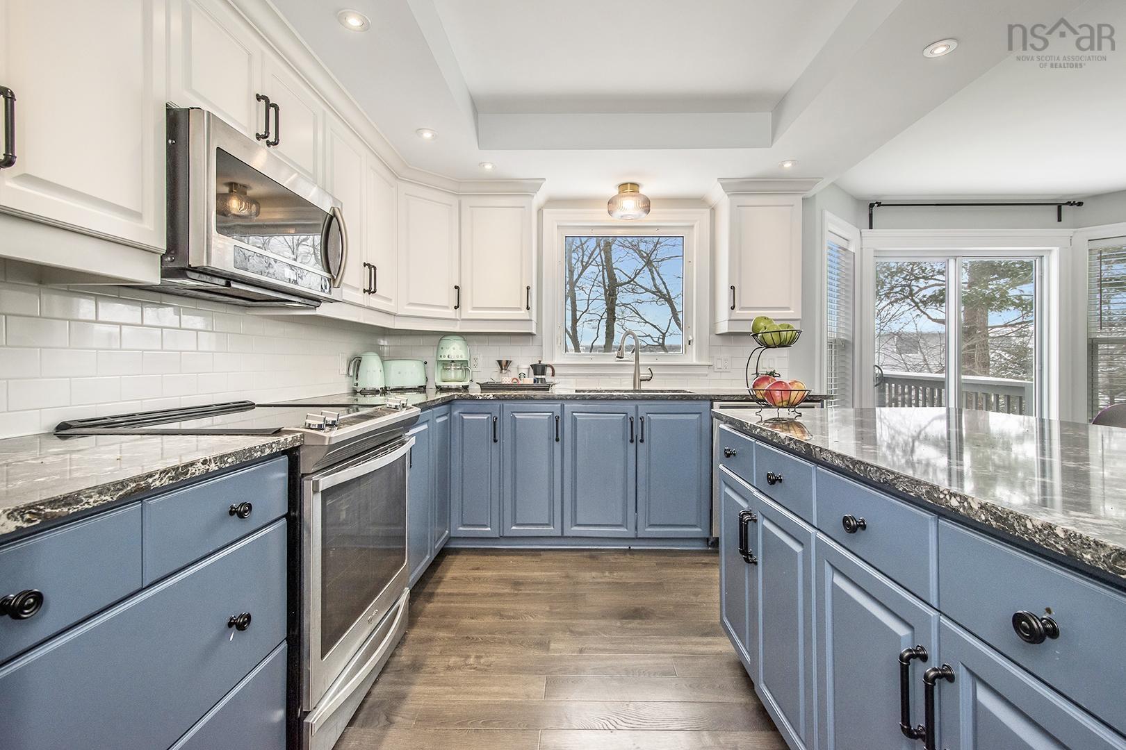 $699,900.00: 33 Ridgestone Court, Halifax