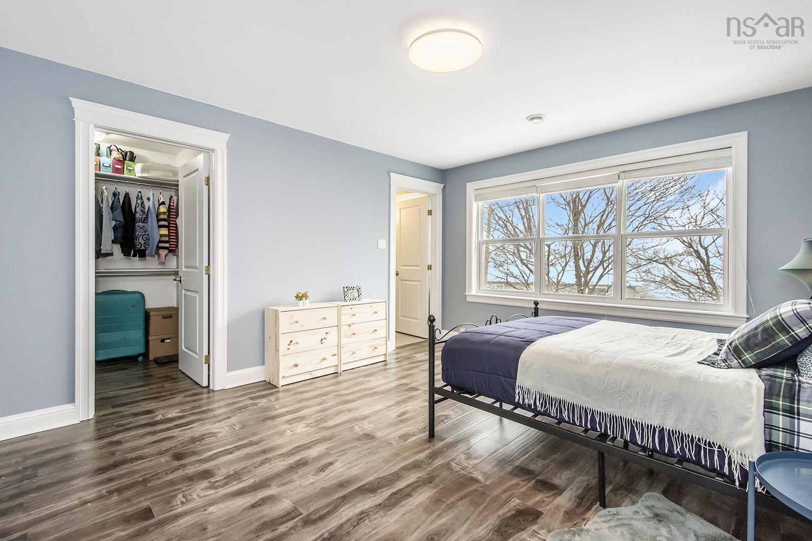 $699,900.00: 33 Ridgestone Court, Halifax