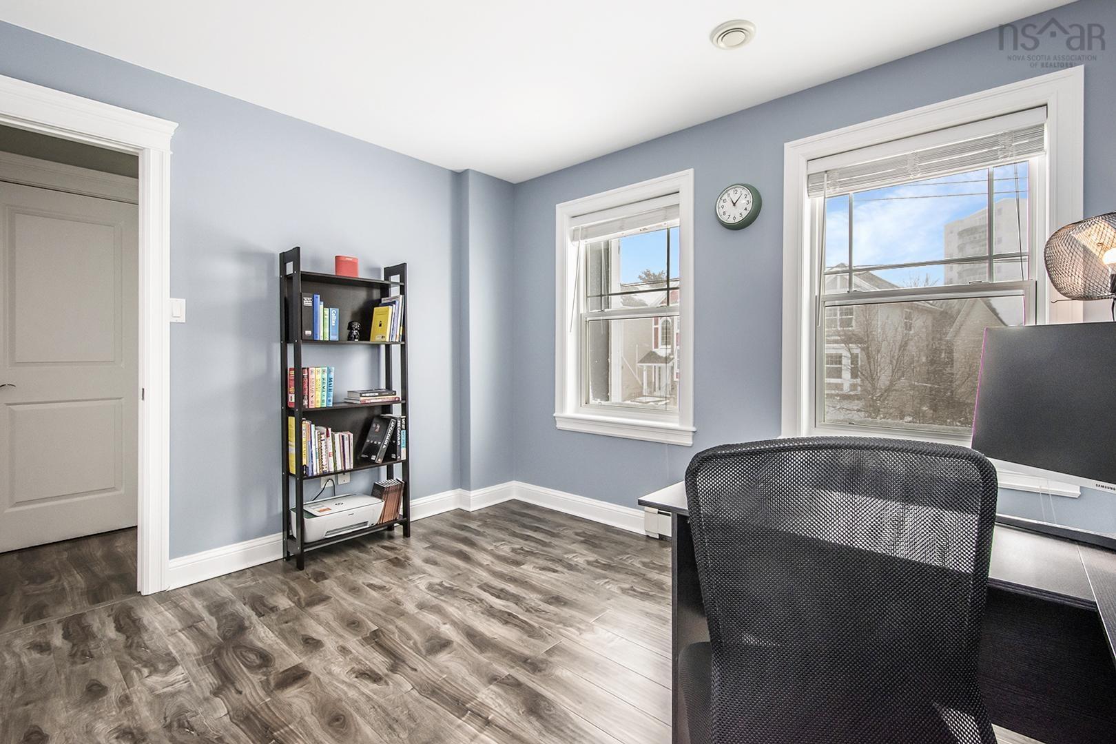$699,900.00: 33 Ridgestone Court, Halifax