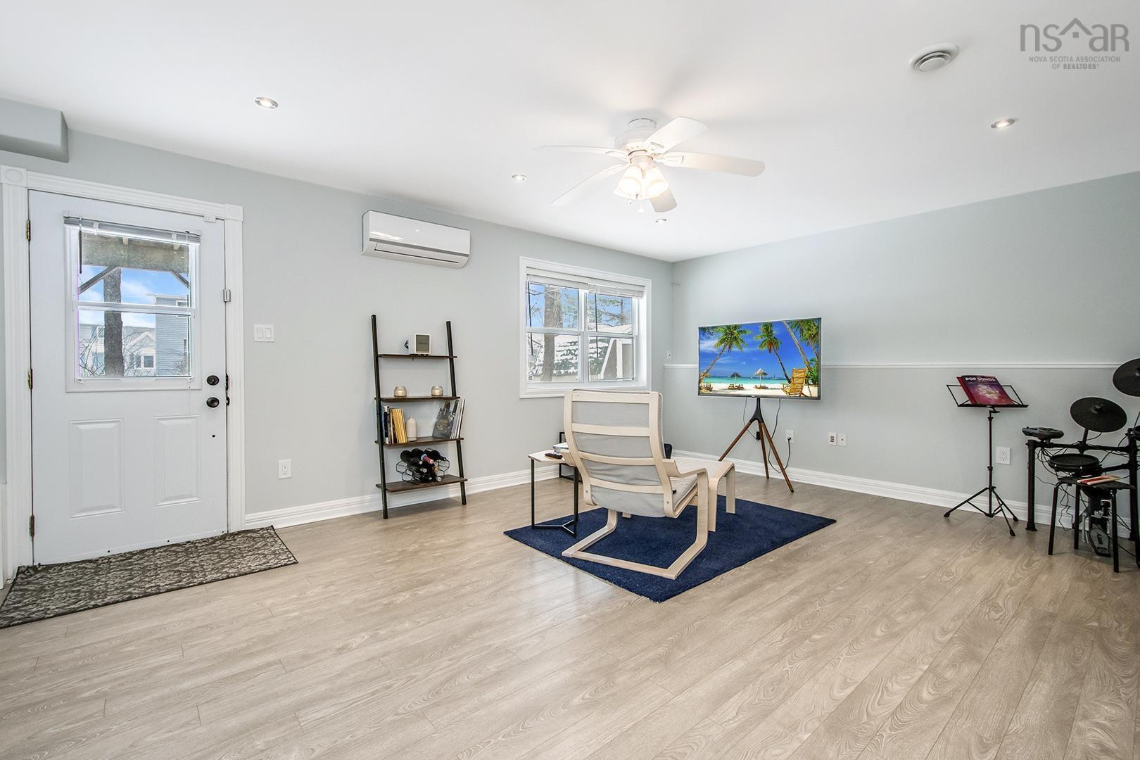 $699,900.00: 33 Ridgestone Court, Halifax