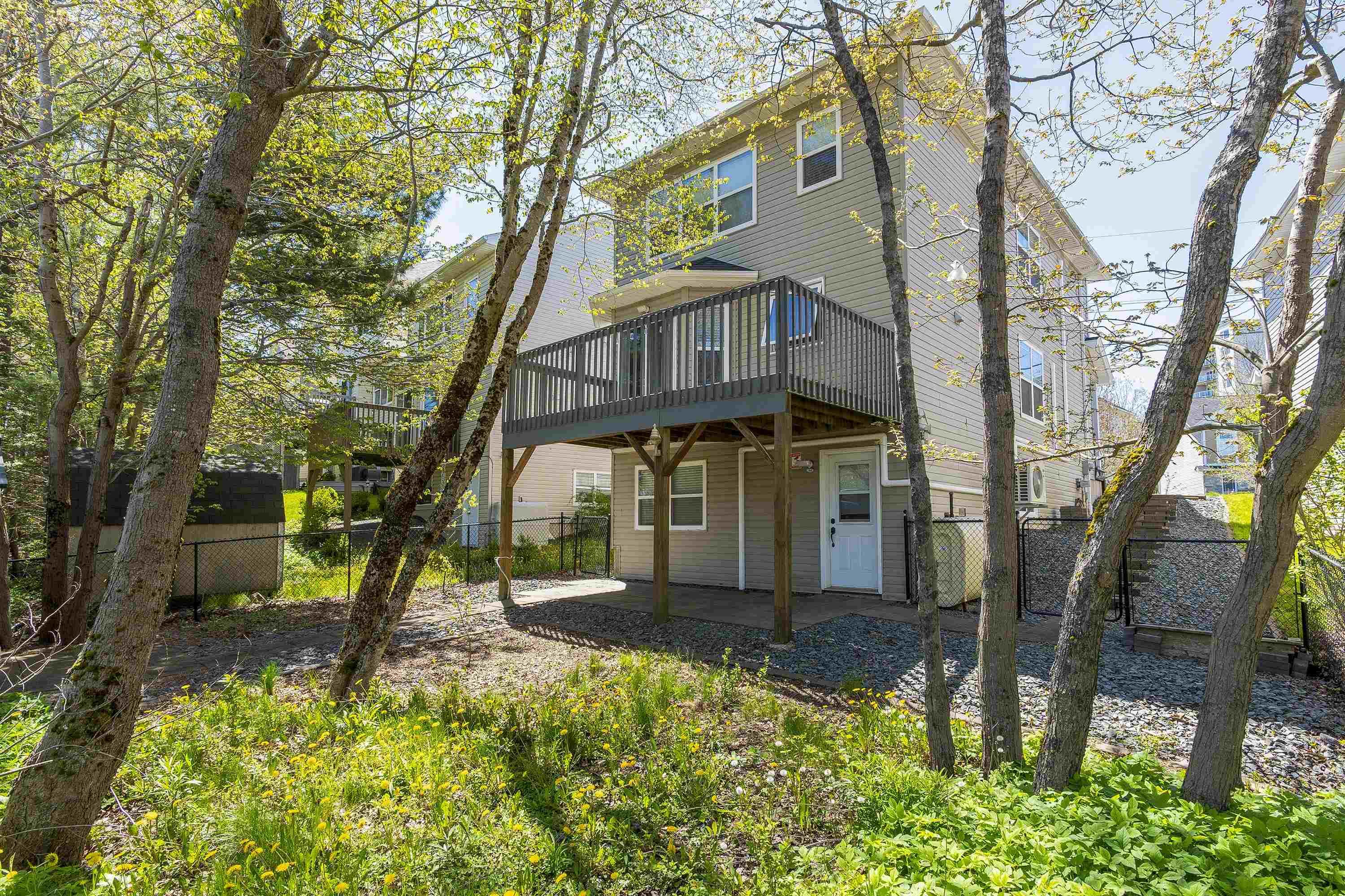 $699,900.00: 33 Ridgestone Court, Halifax