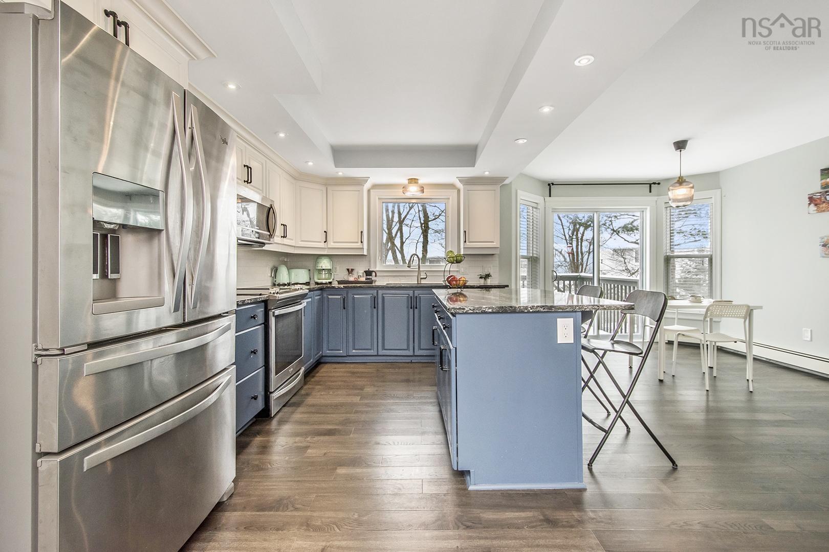 $699,900.00: 33 Ridgestone Court, Halifax