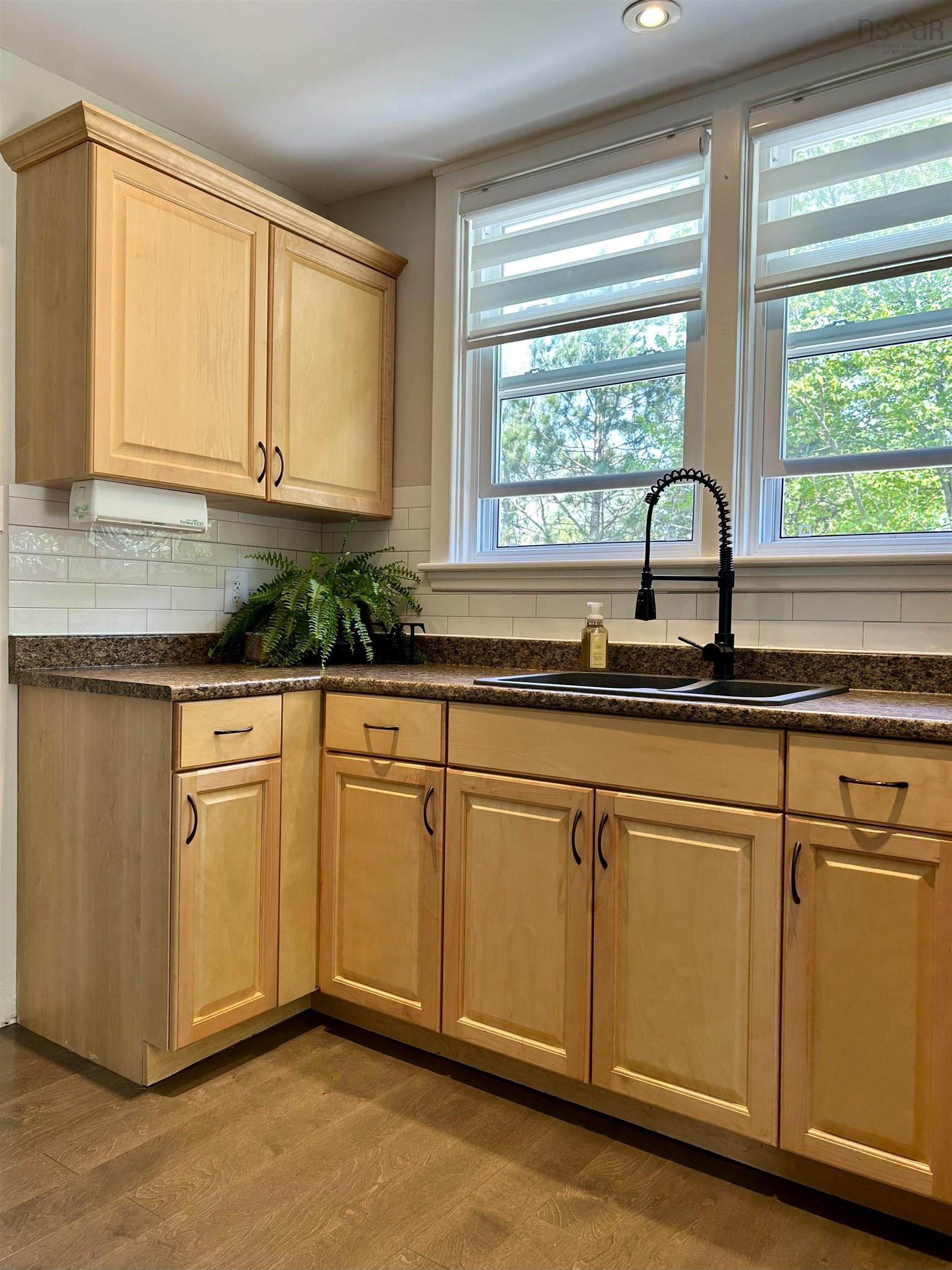 $289,900.00: 37 Regent Street, Amherst